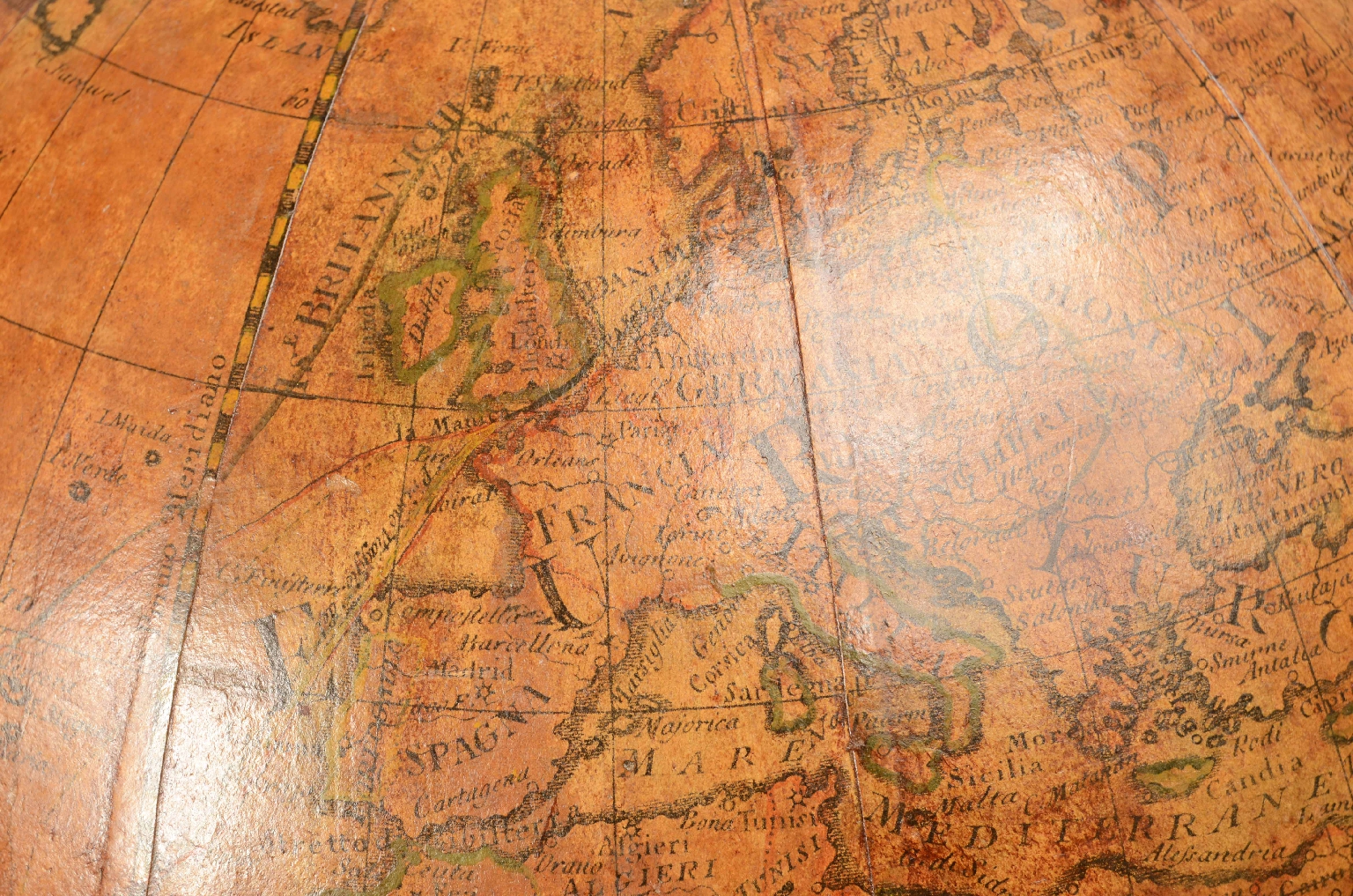 Antique globes-world maps/8104-Terrestrial Globe