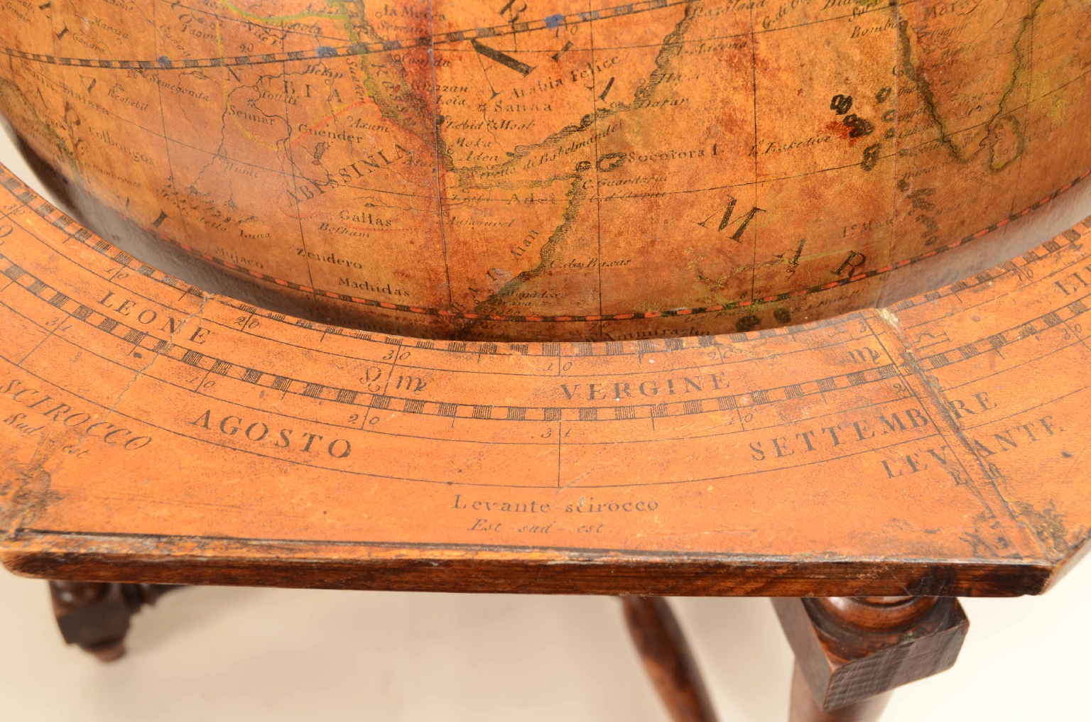 Antique globes-world maps/8104-Terrestrial Globe