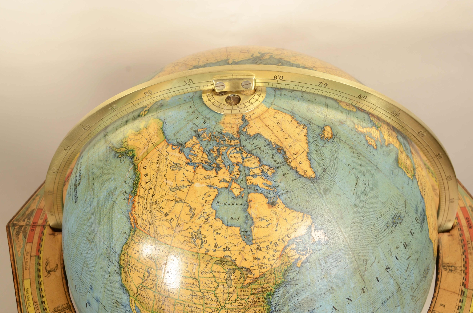 Antique globes-world maps/8113-Terrestrial Globe
