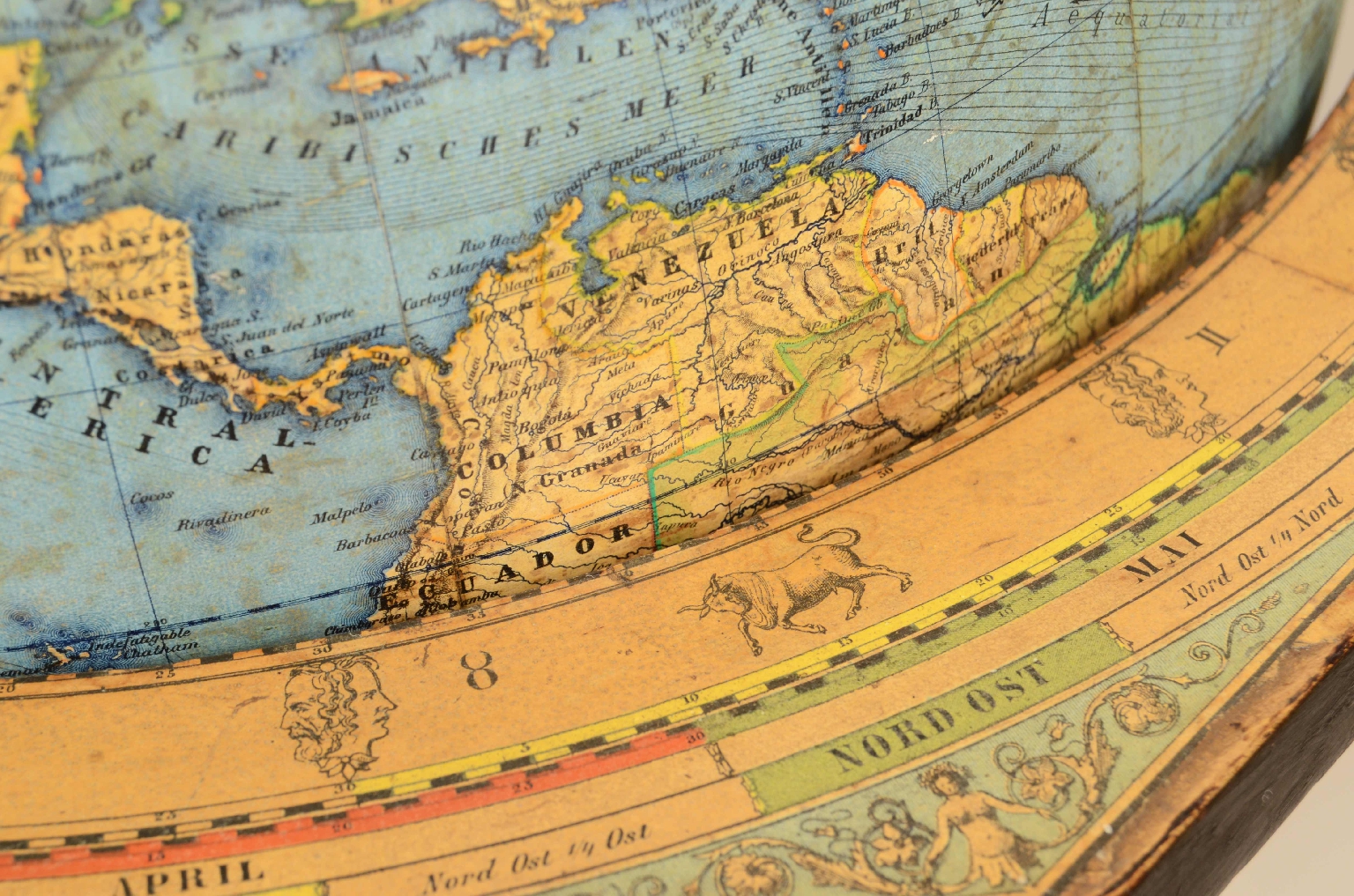 Globi-mappamondi antichi/8113-Globo Terrestre