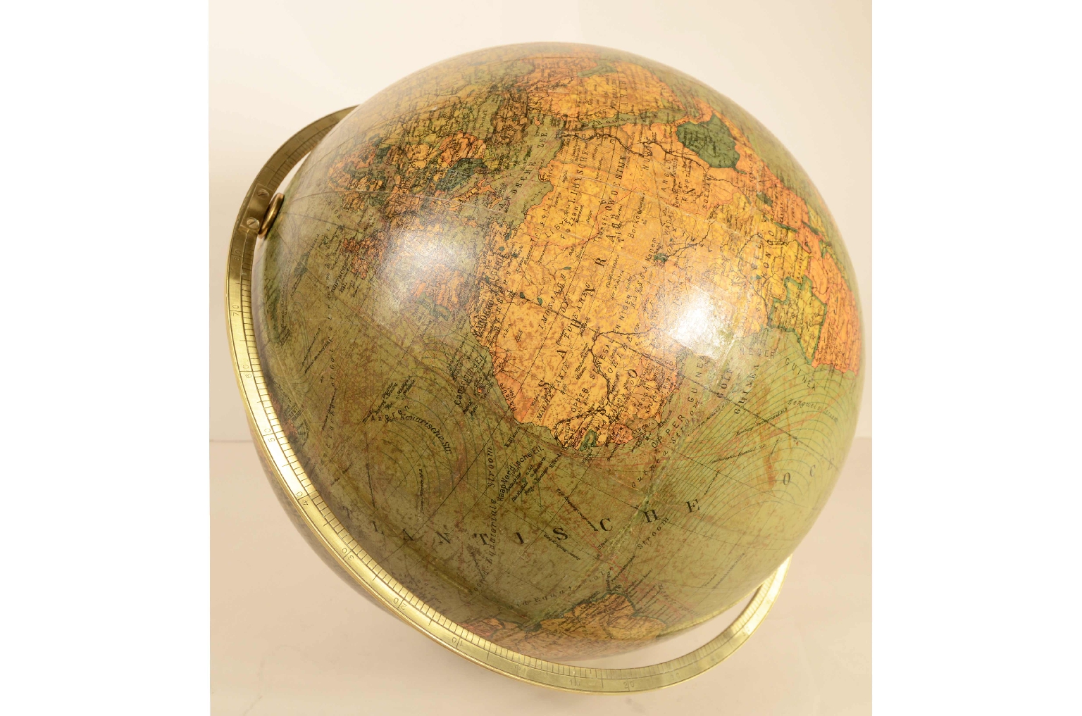 Antique globes-world maps/8115-Terrestrial Globe