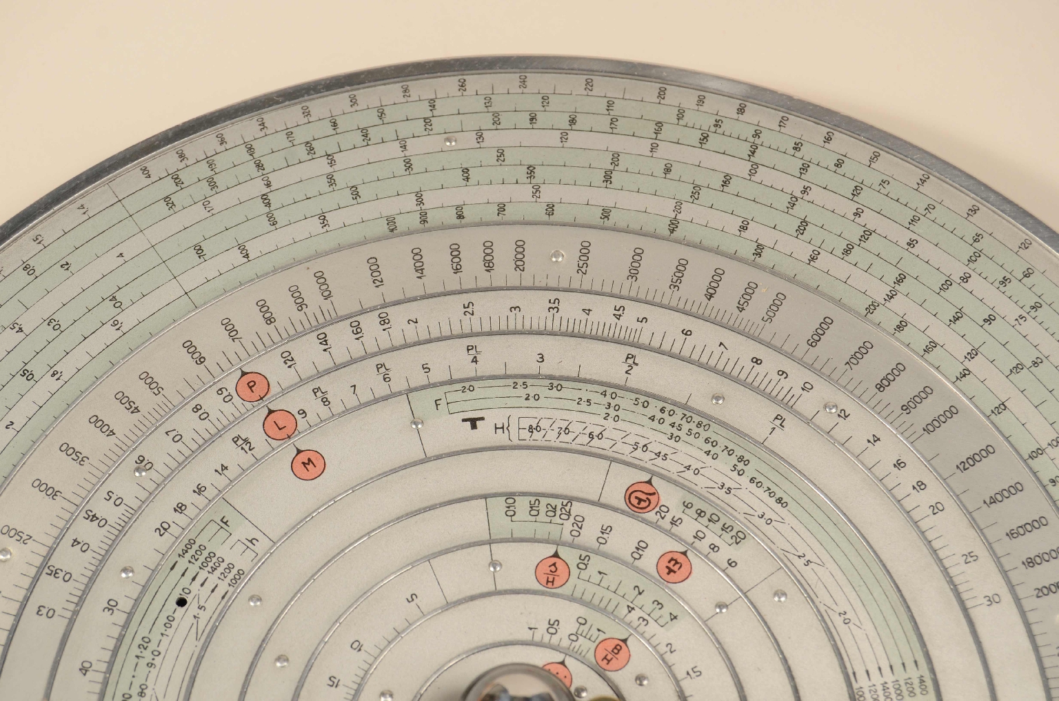 Antique measuring instruments/8125-Logarithmic Slide Rule