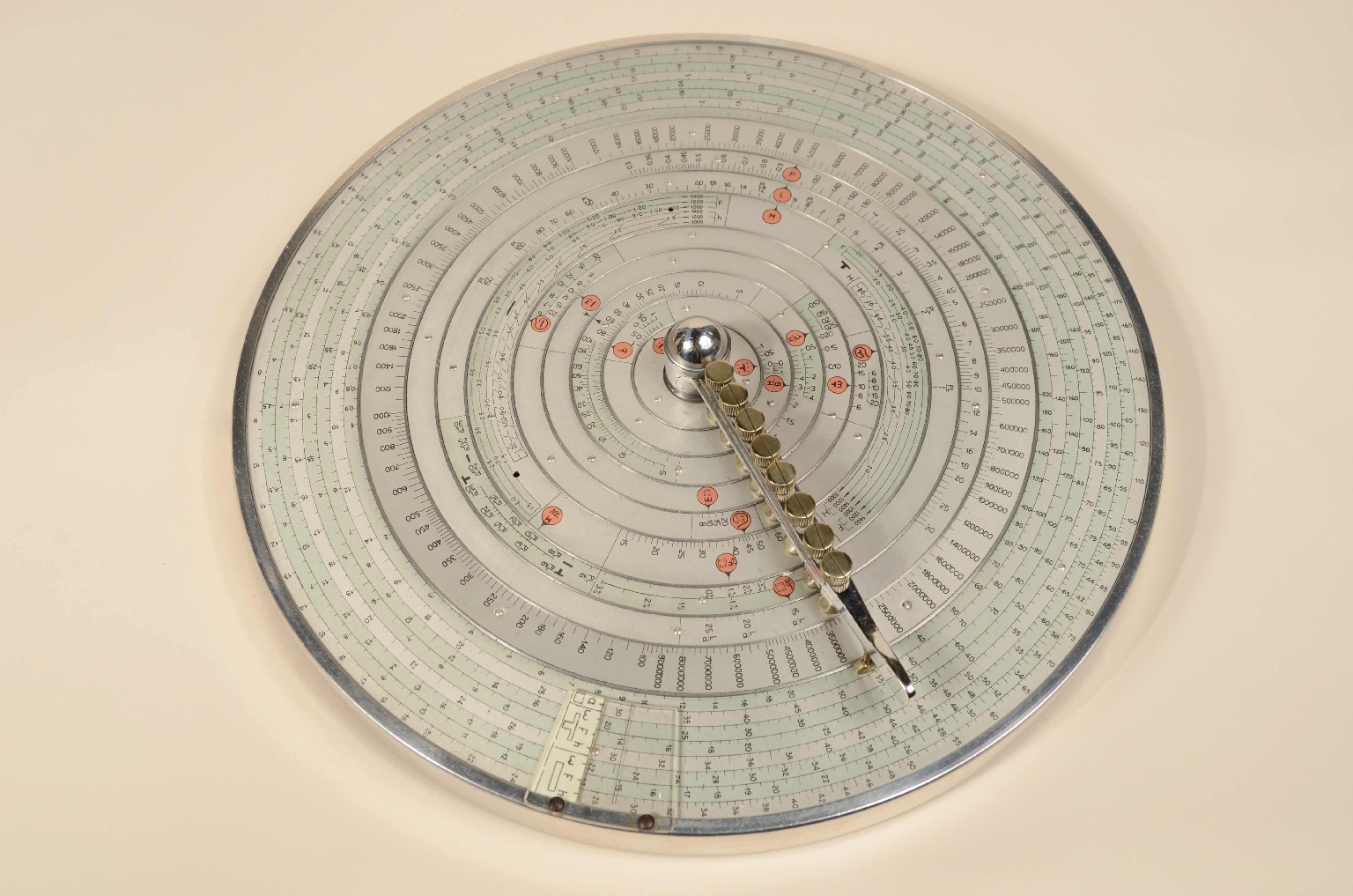 Antique measuring instruments/8125-Logarithmic Slide Rule