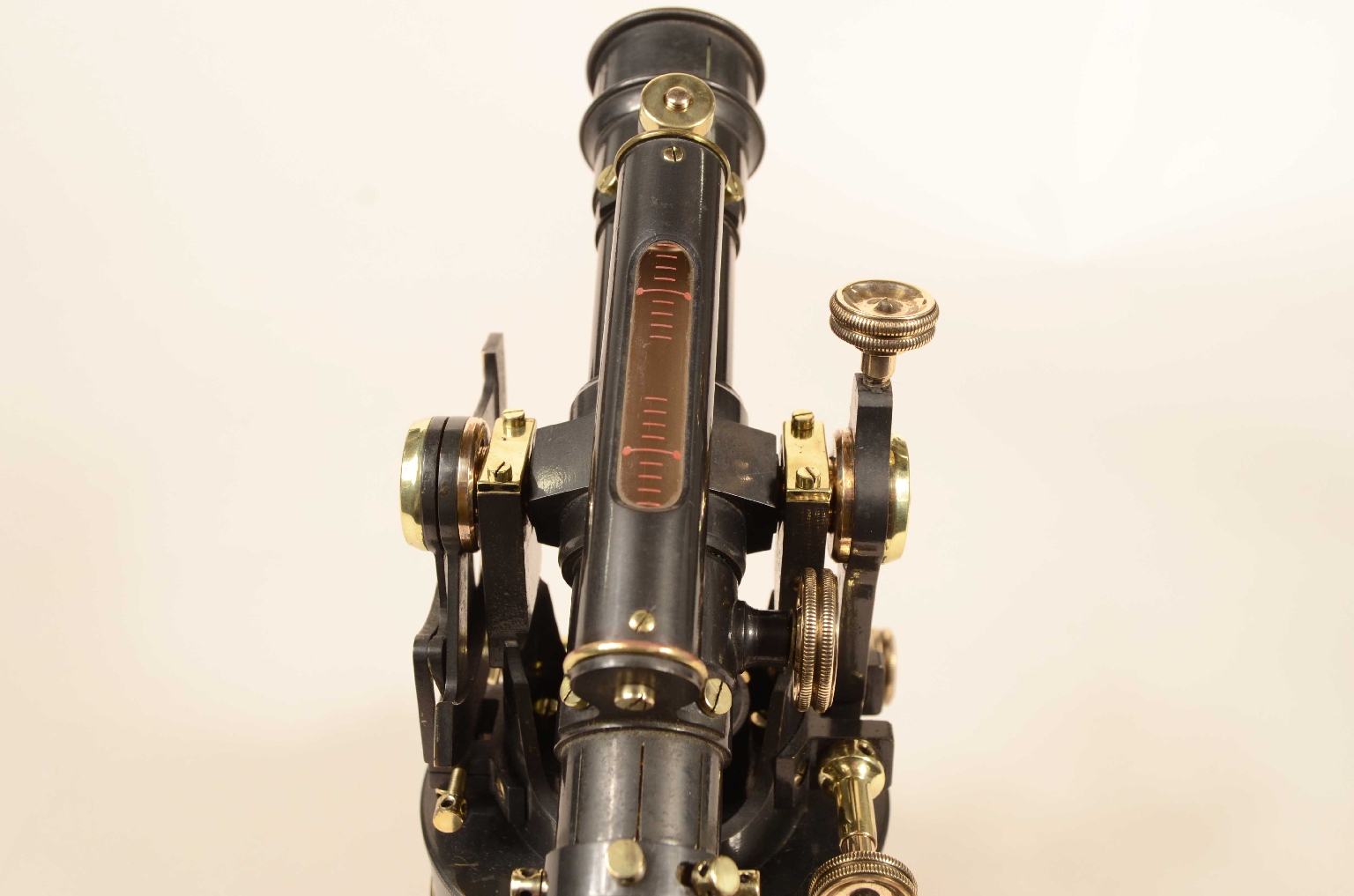 Strumenti di misura antichi/8130-Tacheometro