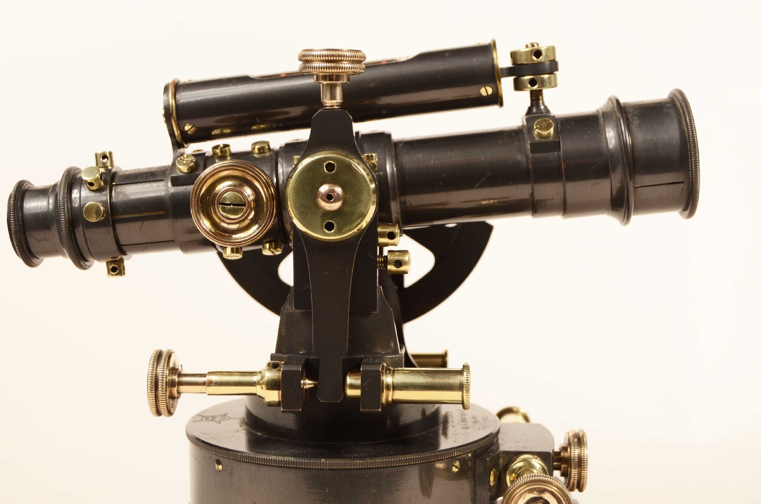 Antique measuring instruments/8130-Tacheometer