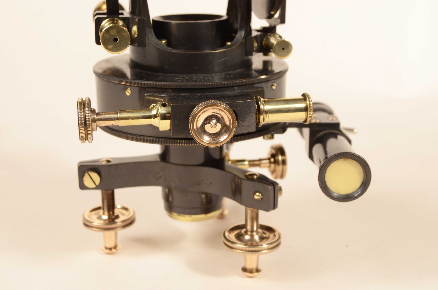 Antique measuring instruments/8130-Tacheometer