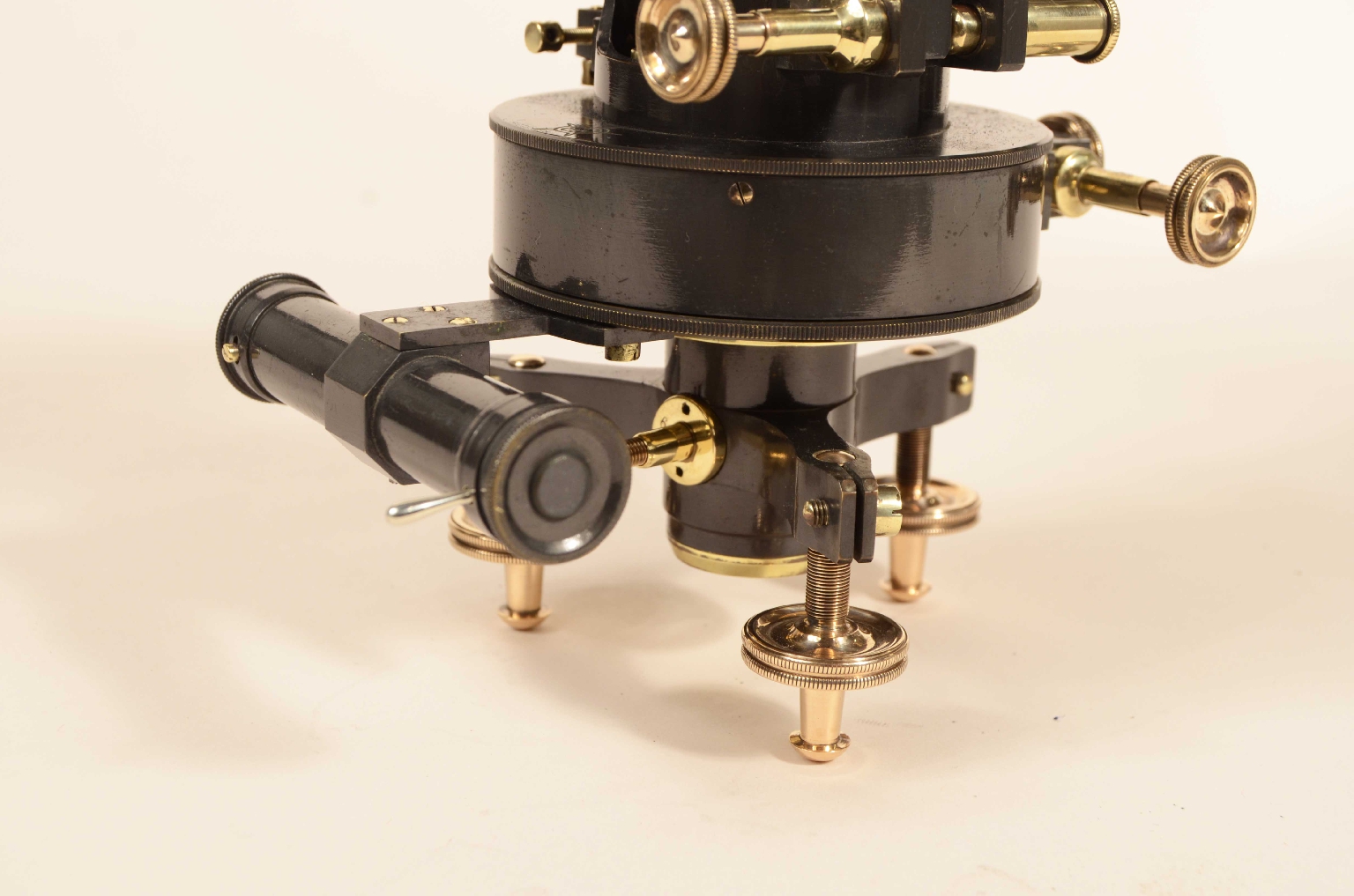 Antique measuring instruments/8130-Tacheometer