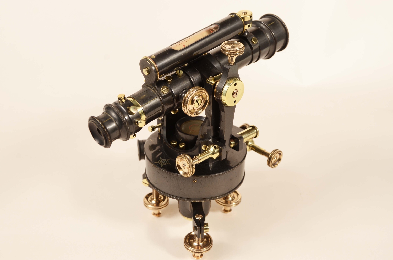 Antique measuring instruments/8130-Tacheometer