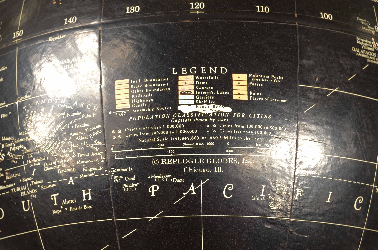 Antique globes-world maps/8147-Terrestrial Globe