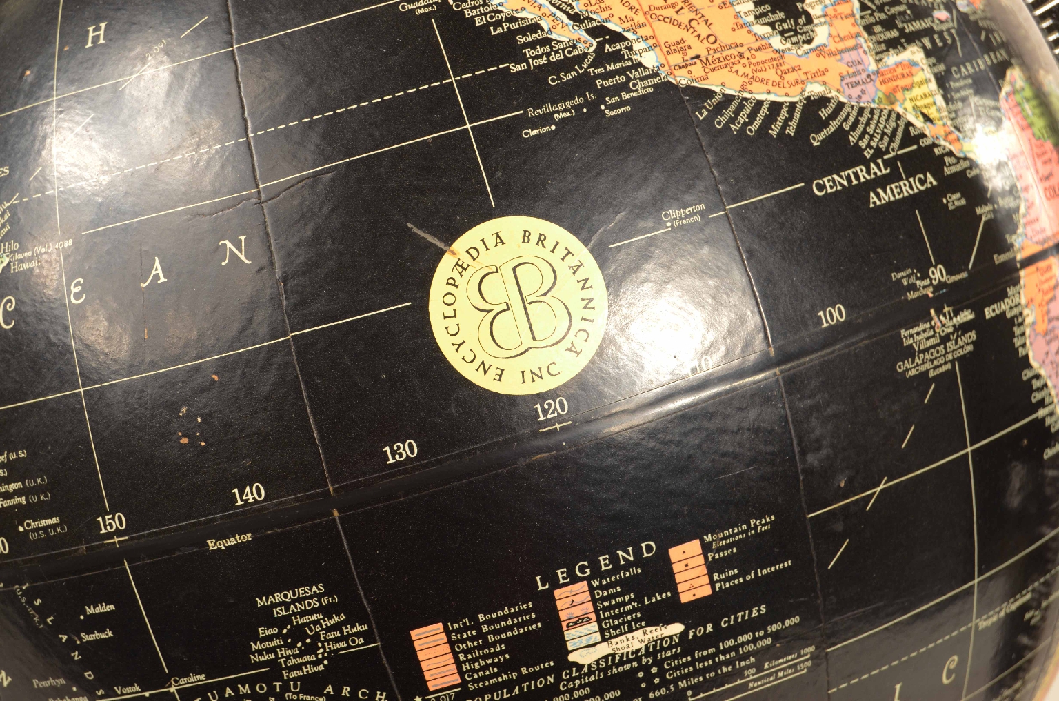 Antique globes-world maps/8147-Terrestrial Globe