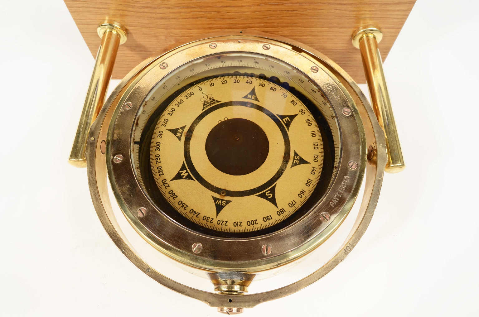 Antique compasses/8169-Large Nautical Compass