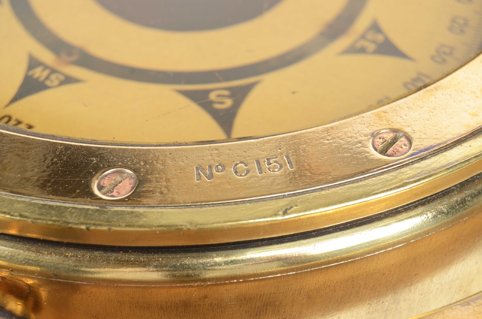 Antique compasses/8169-Large Nautical Compass