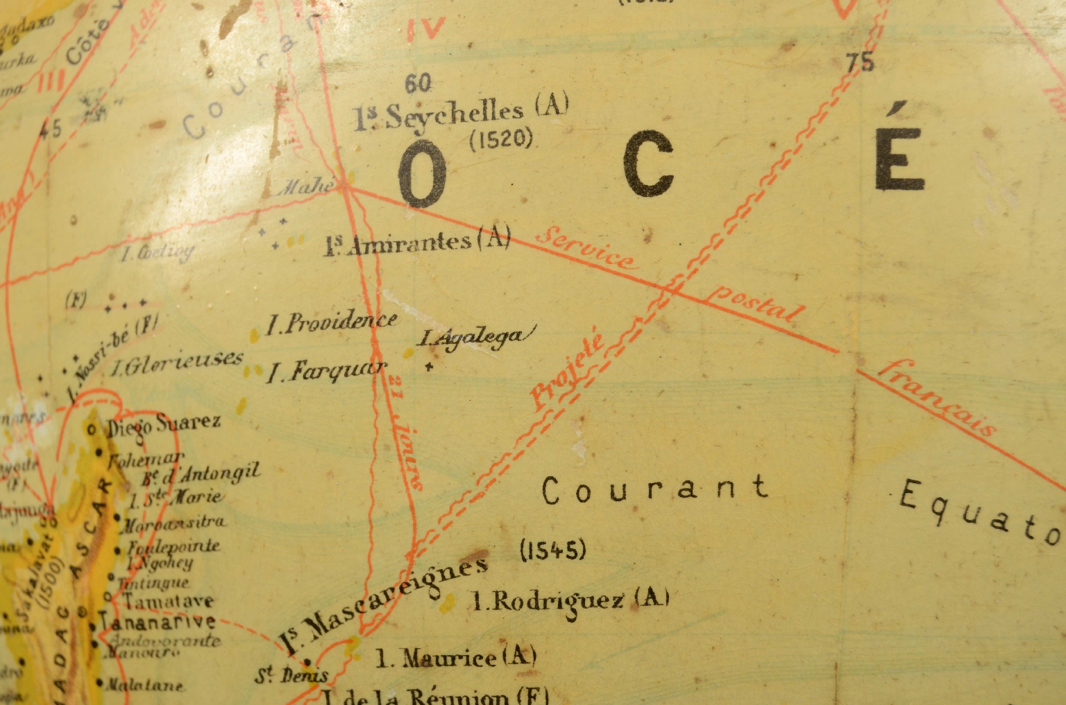 Antique globes-world maps/8190-Terrestrial Globe