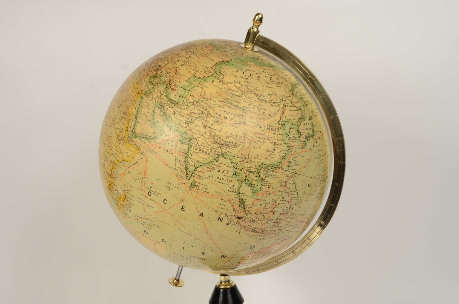 Antique globes-world maps/8190-Terrestrial Globe