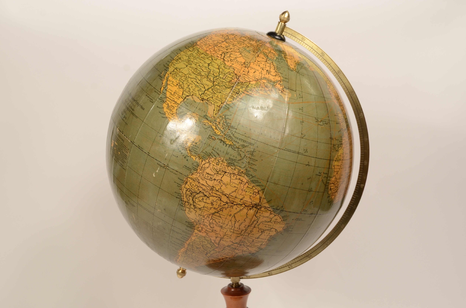 Globi-mappamondi antichi/8192-Globo Terrestre