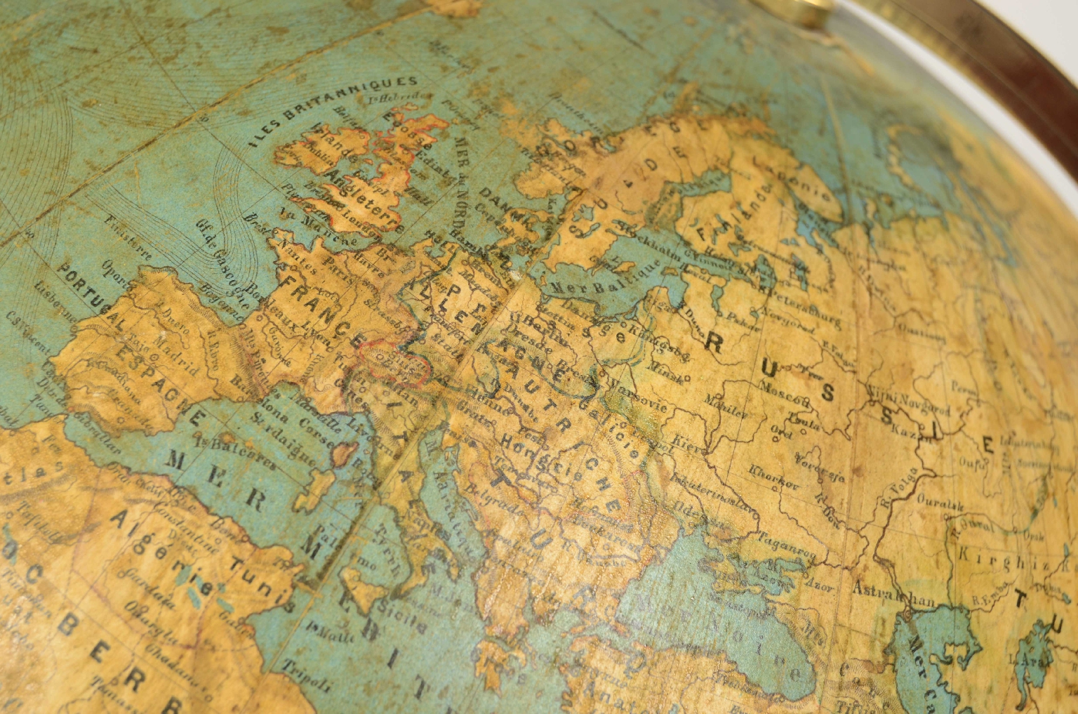 Antique globes-world maps/8199-Terrestrial Globe