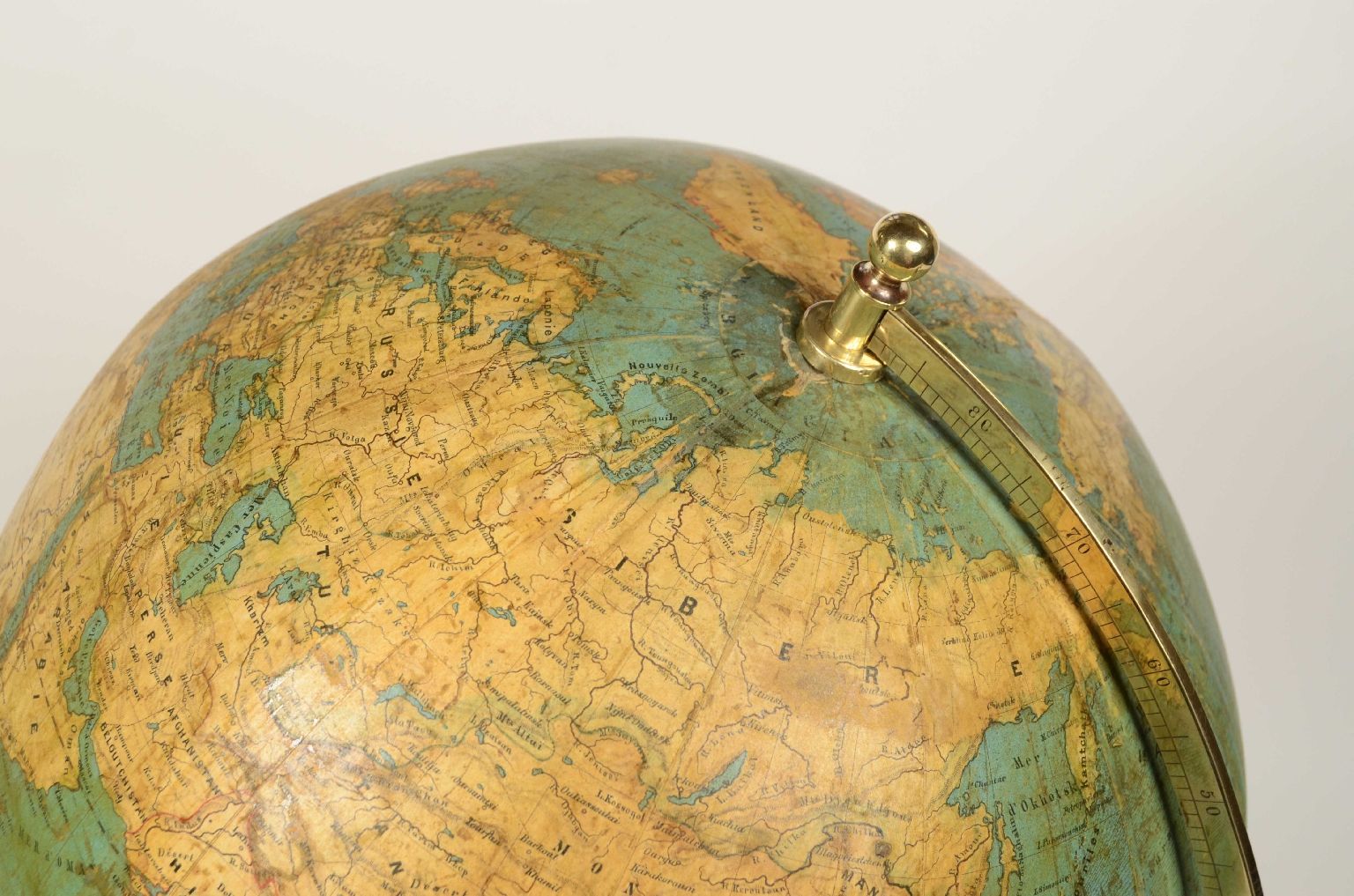 Antique globes-world maps/8199-Terrestrial Globe