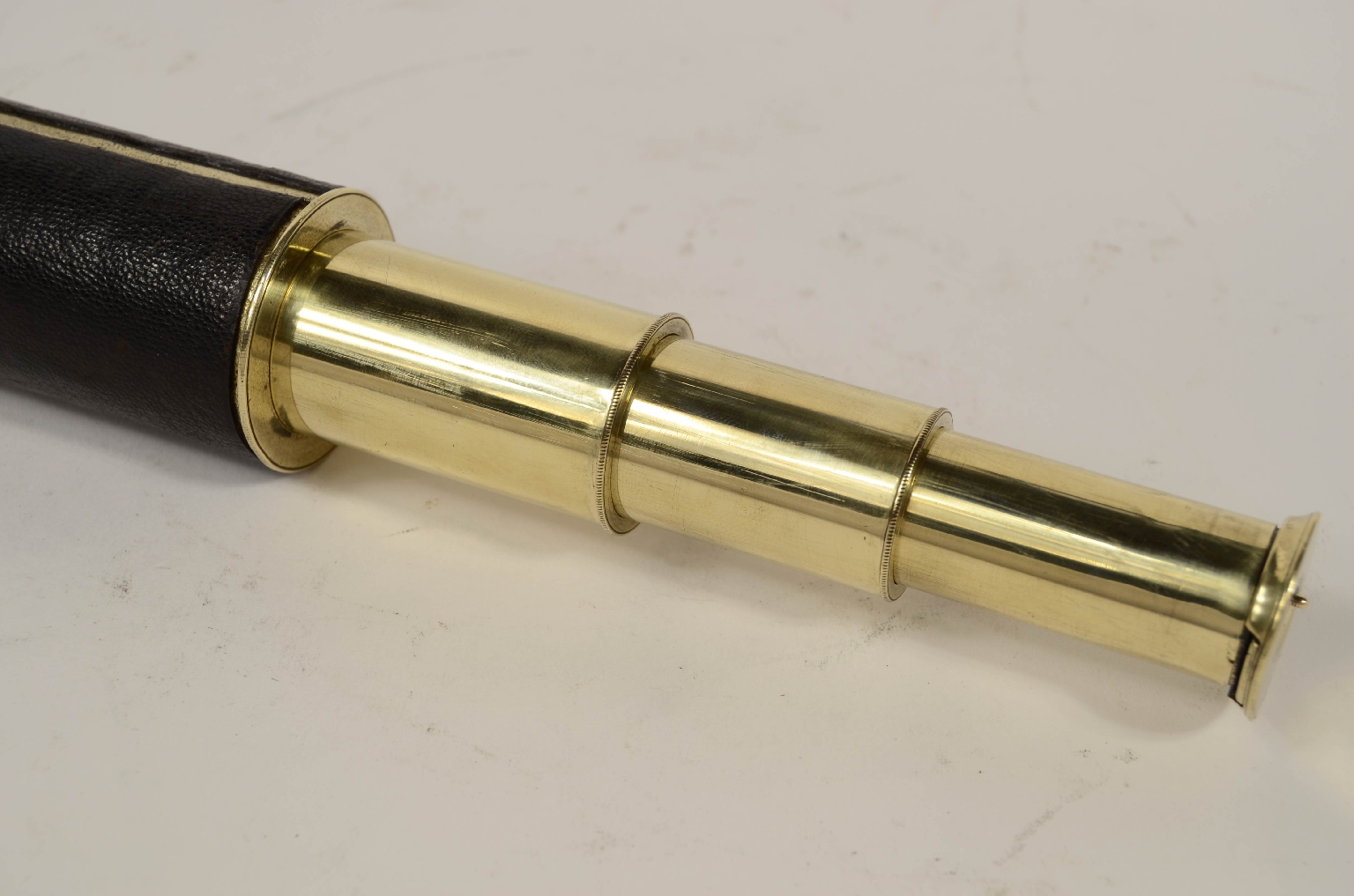 Nautical antiques/8202-Antique Telescope