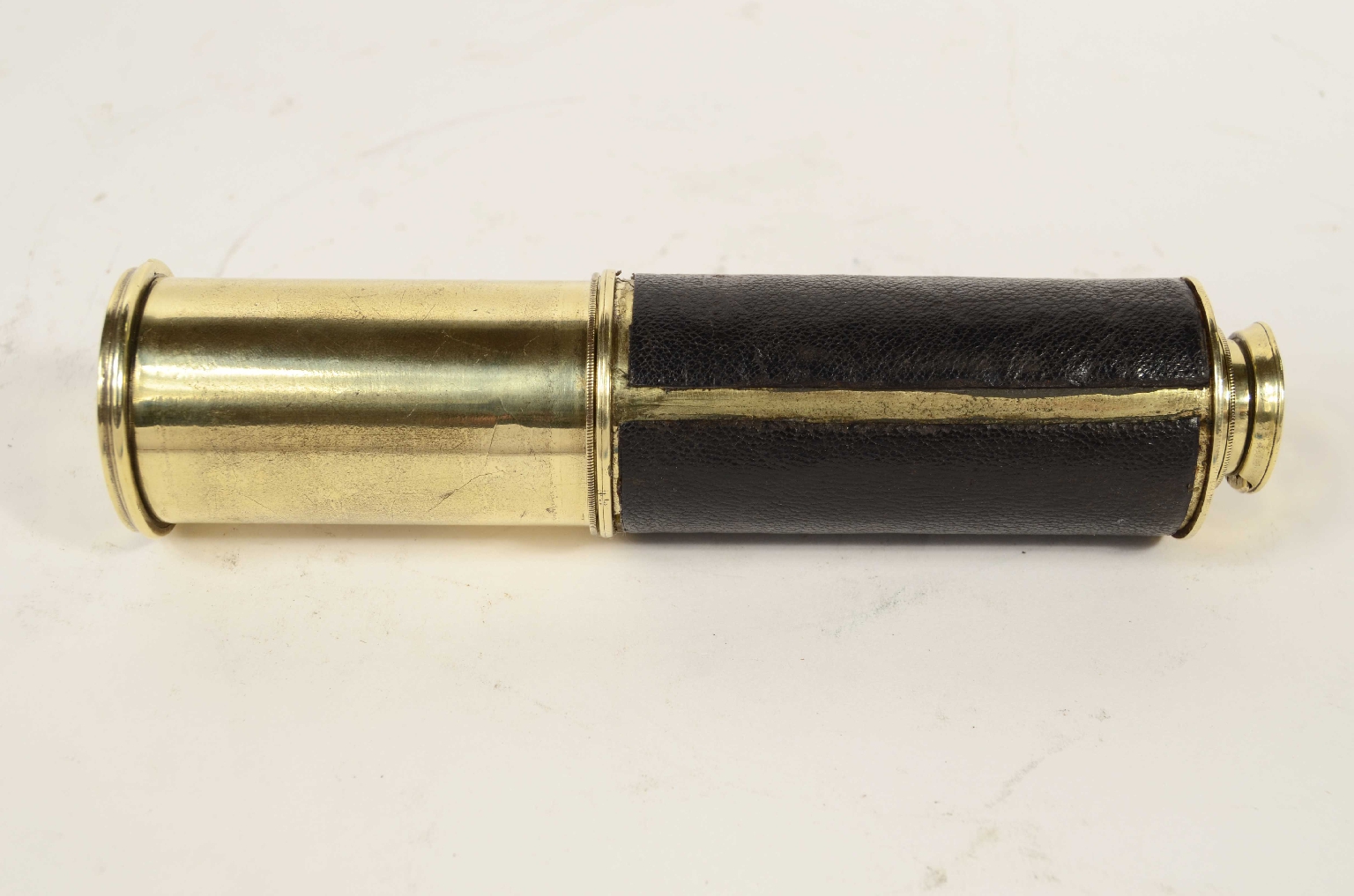 Nautical antiques/8202-Antique Telescope