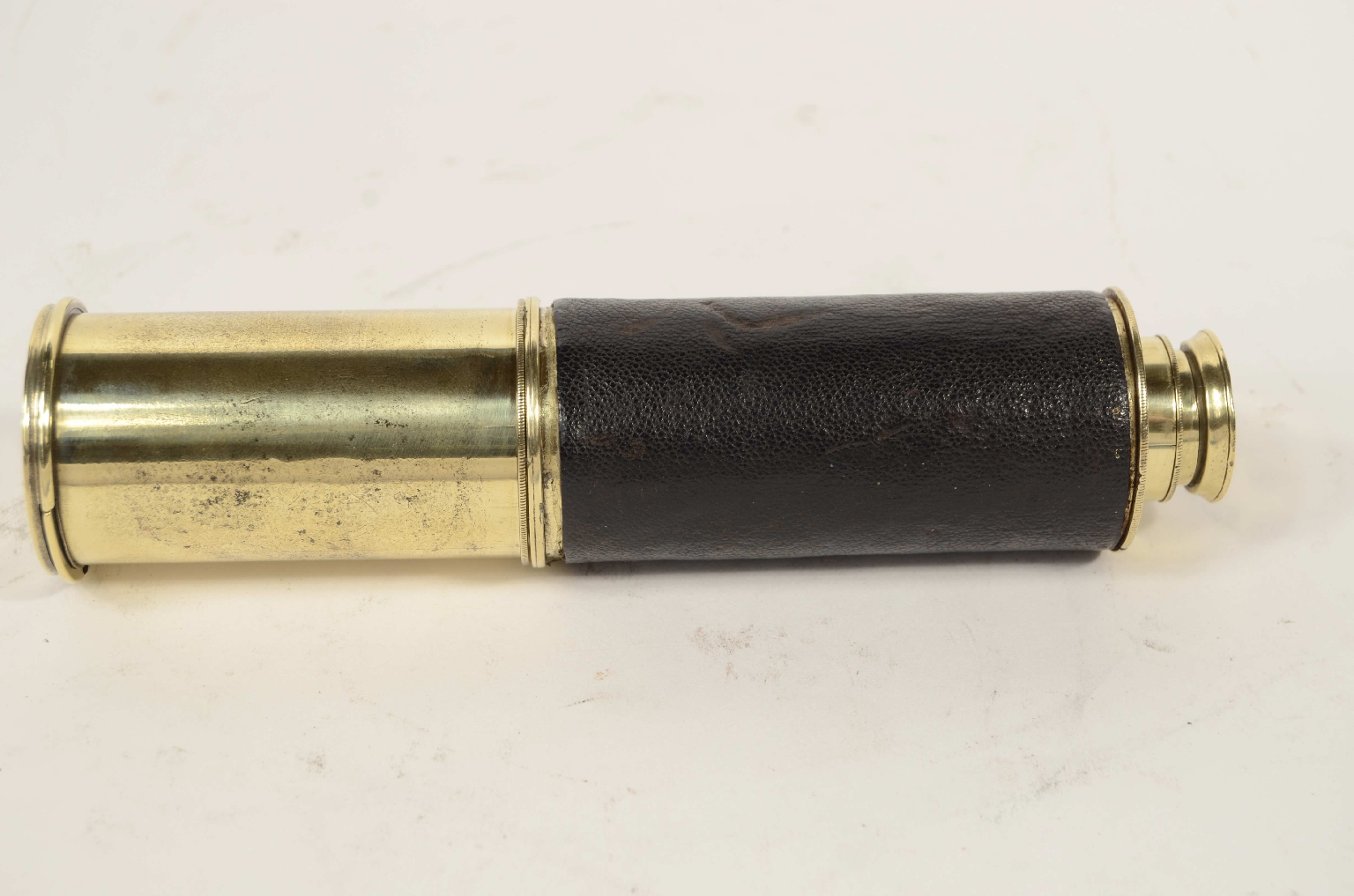 Nautical antiques/8202-Antique Telescope