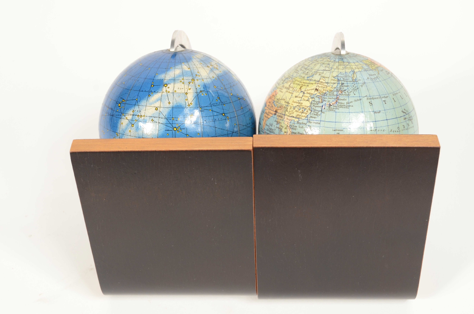 Antique globes-world maps/8206-Pair Bookend