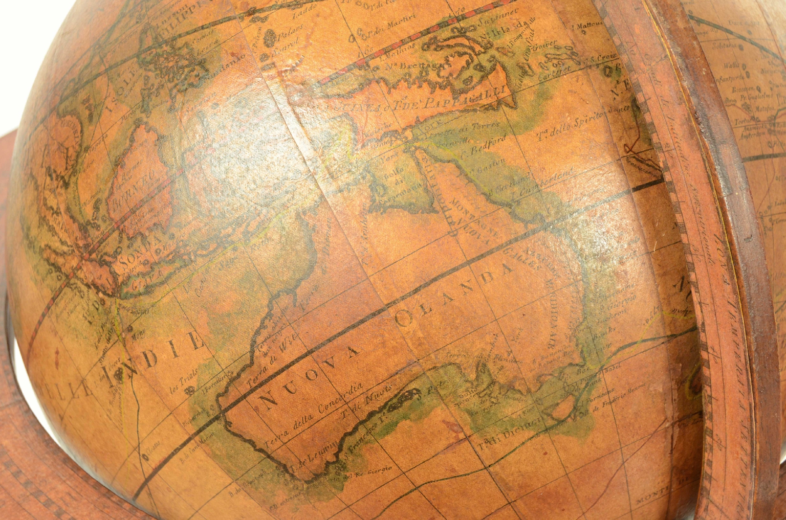 Antique globes-world maps/8236a-Terrestrial Globe
