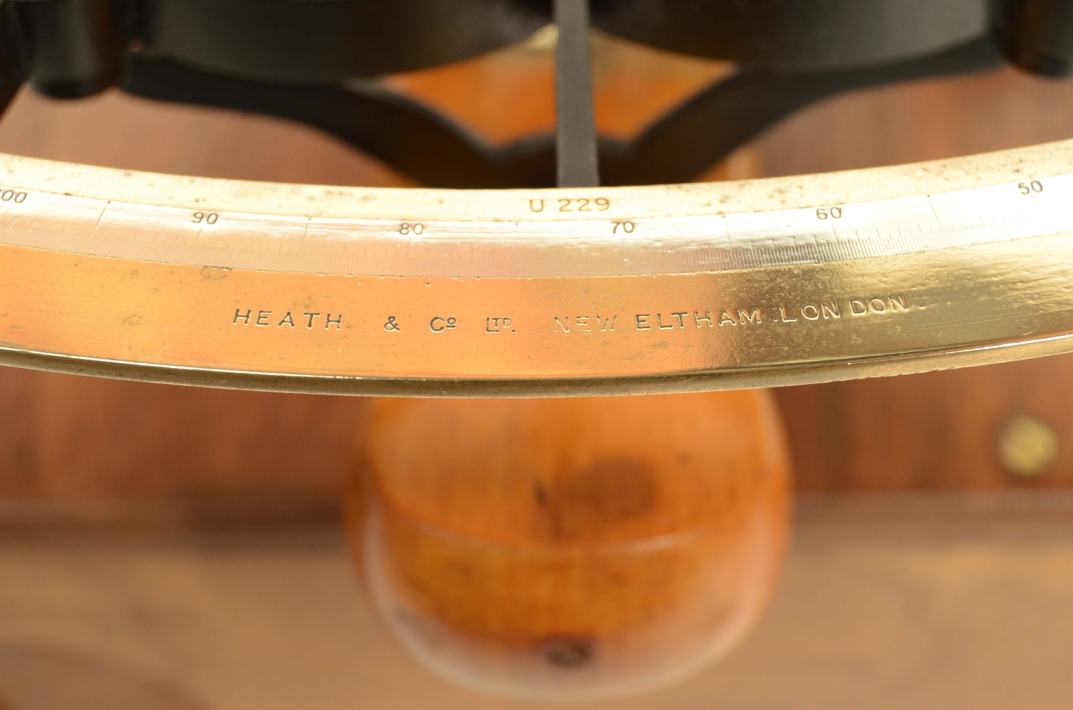 Nautical antiques/8248-Antique Sextant