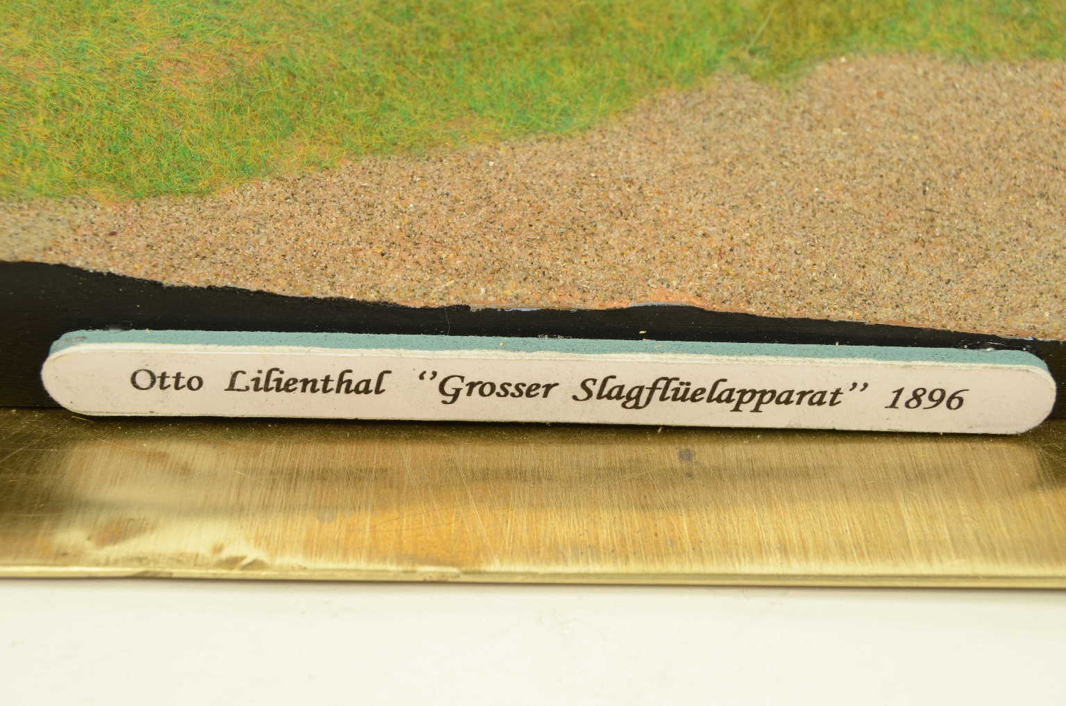 Old aircraft/8259b-Scale Model