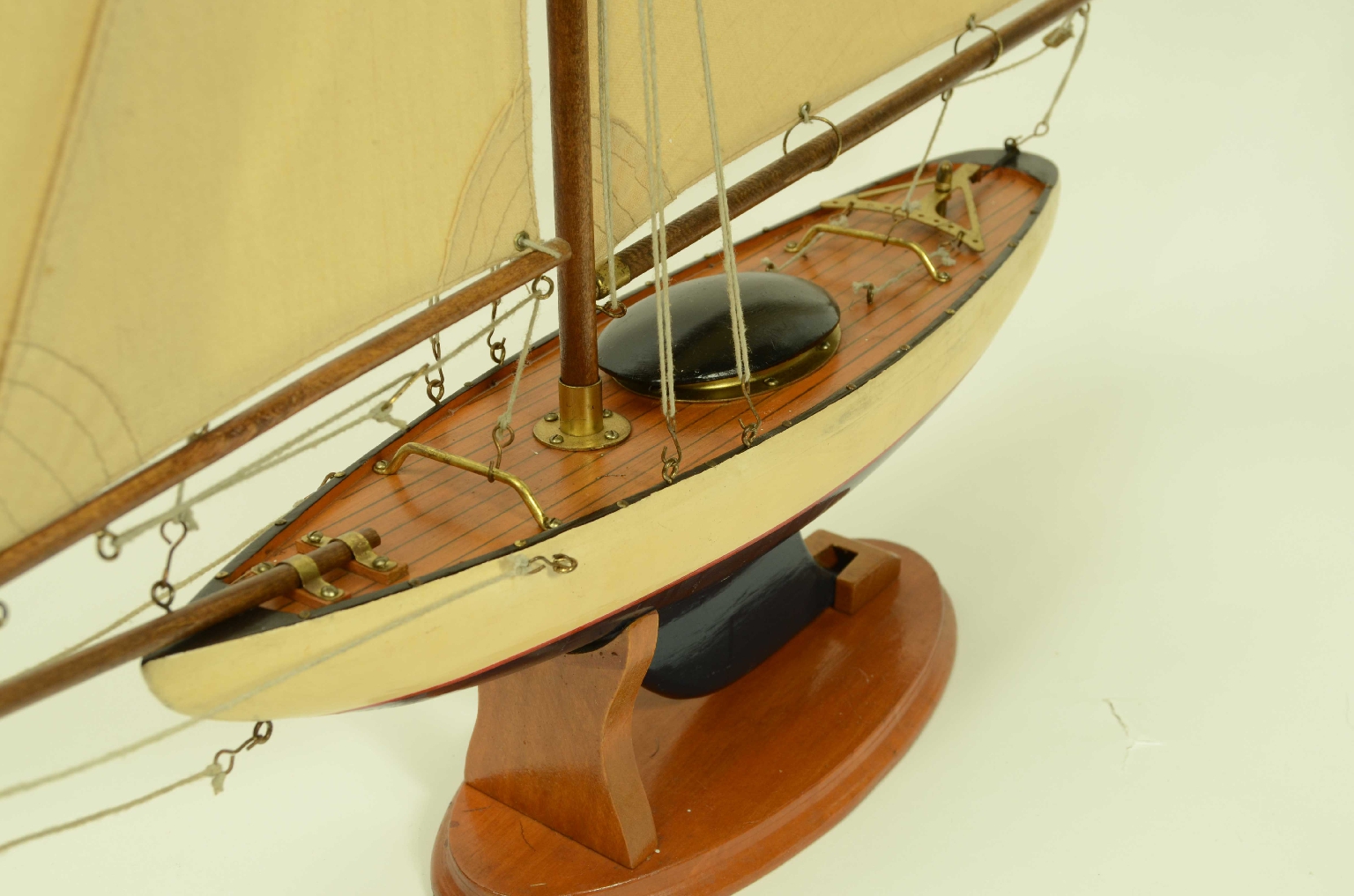 Old ship models/8298-Scale Model Sloop