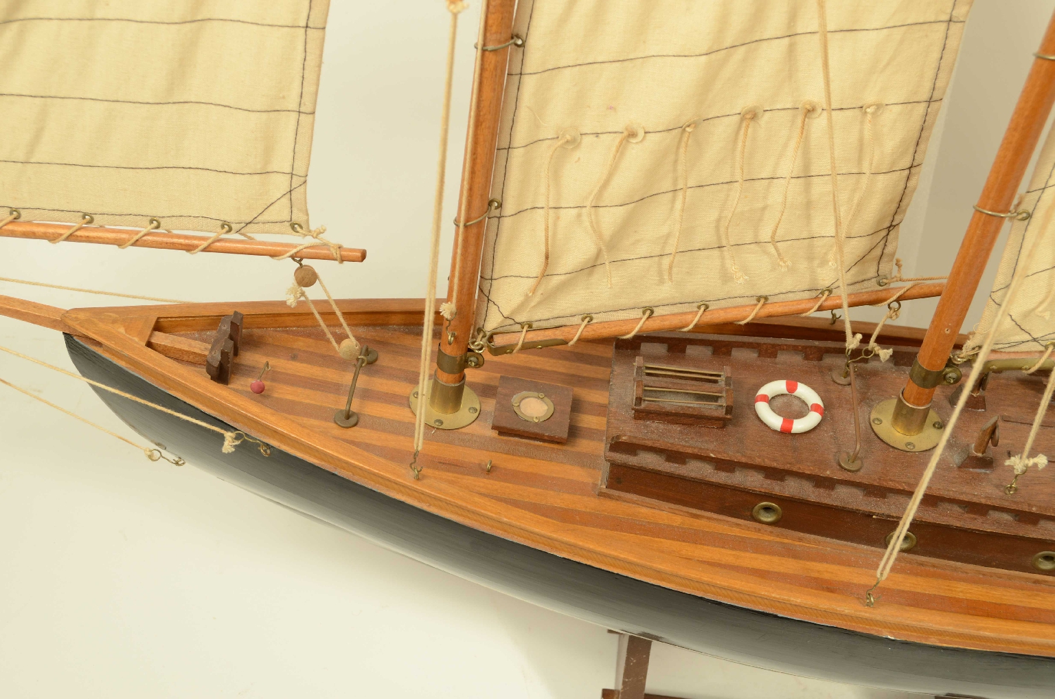 Modelli di navi d'epoca/8298a-Modellino di Schooner