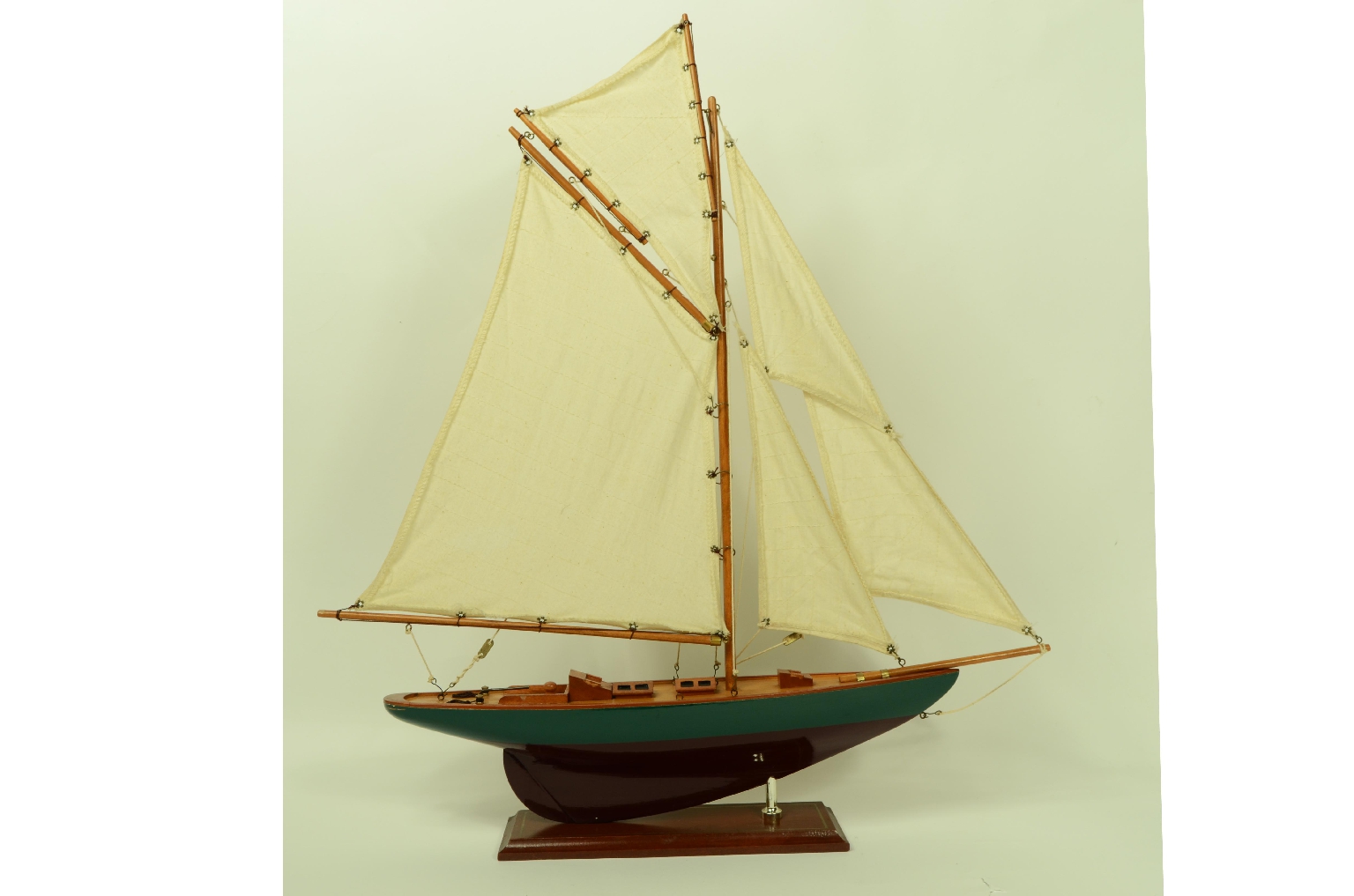 Old ship models/8330-Cutter Model