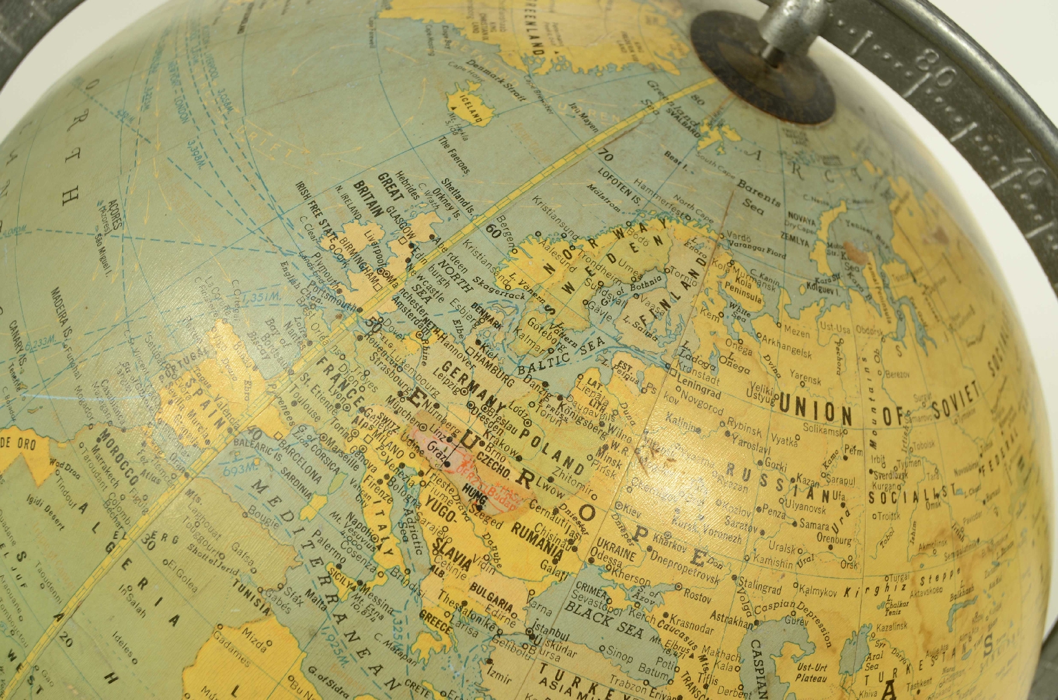 Antique globes-world maps/8333-Terrestrial Globe