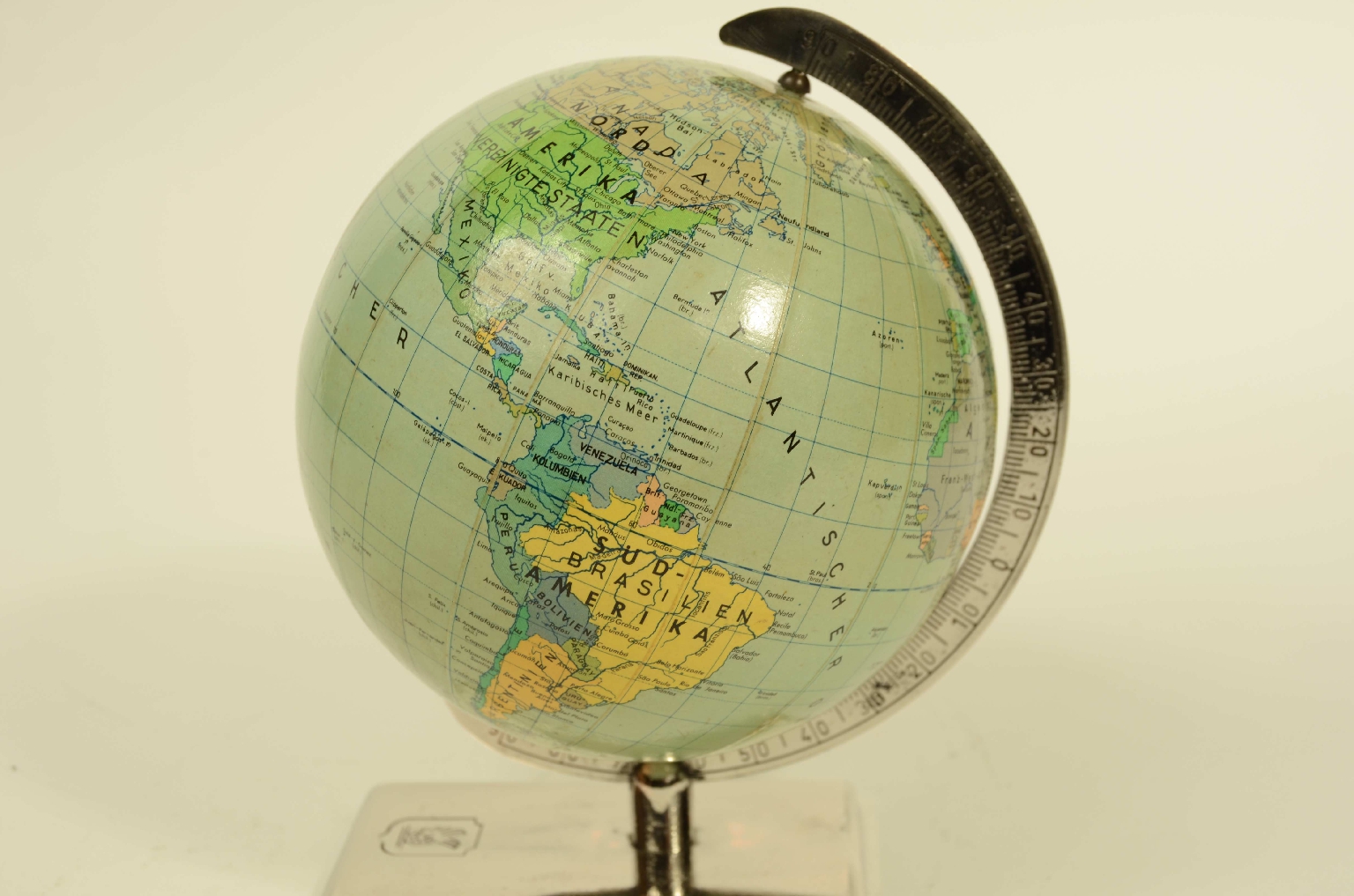 Antique globes-world maps/8340-Small Terrestrial Globe