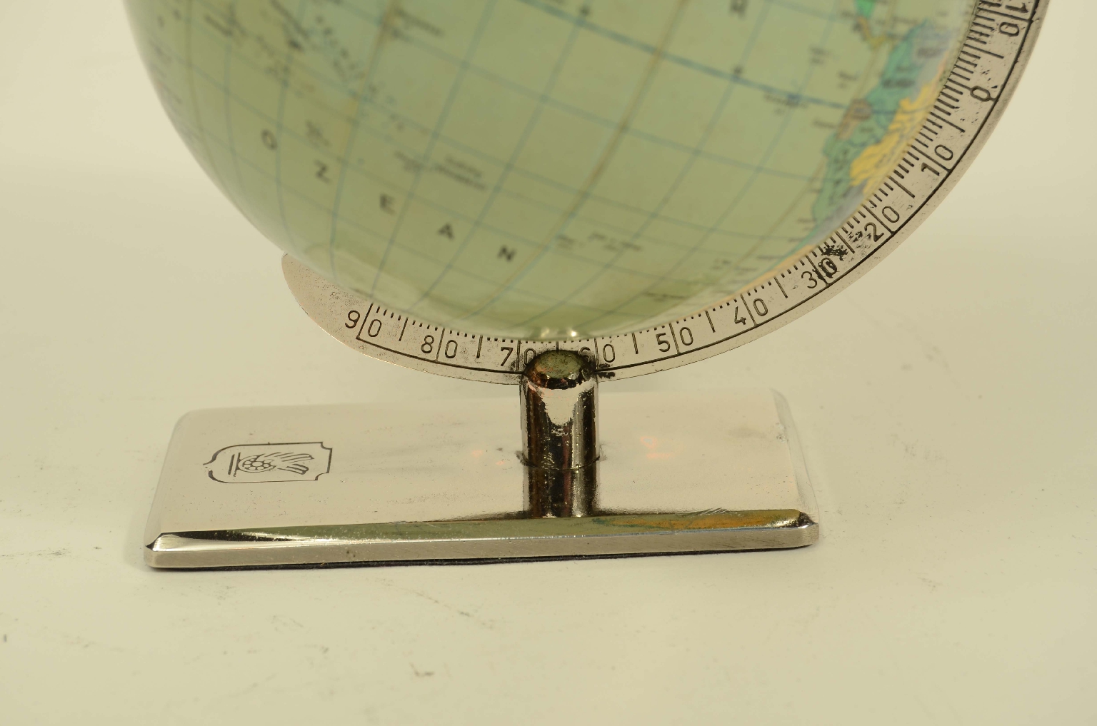 Antique globes-world maps/8340-Small Terrestrial Globe