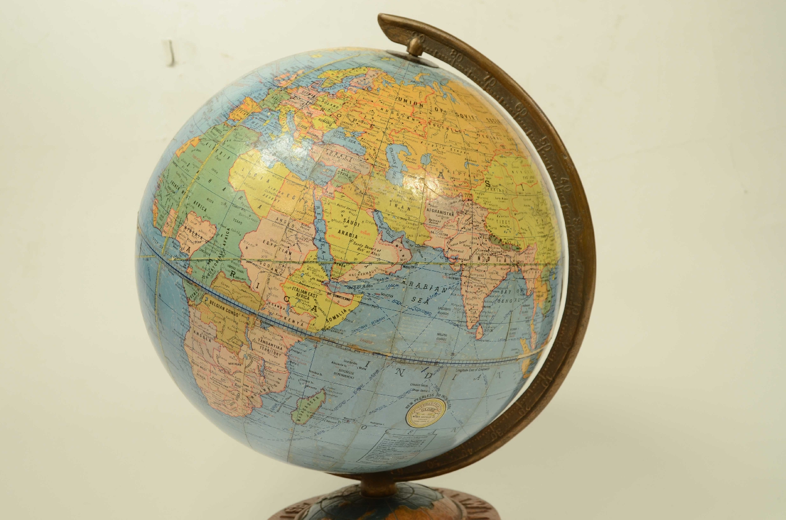 Antique globes-world maps/8347-Terrestrial Globe