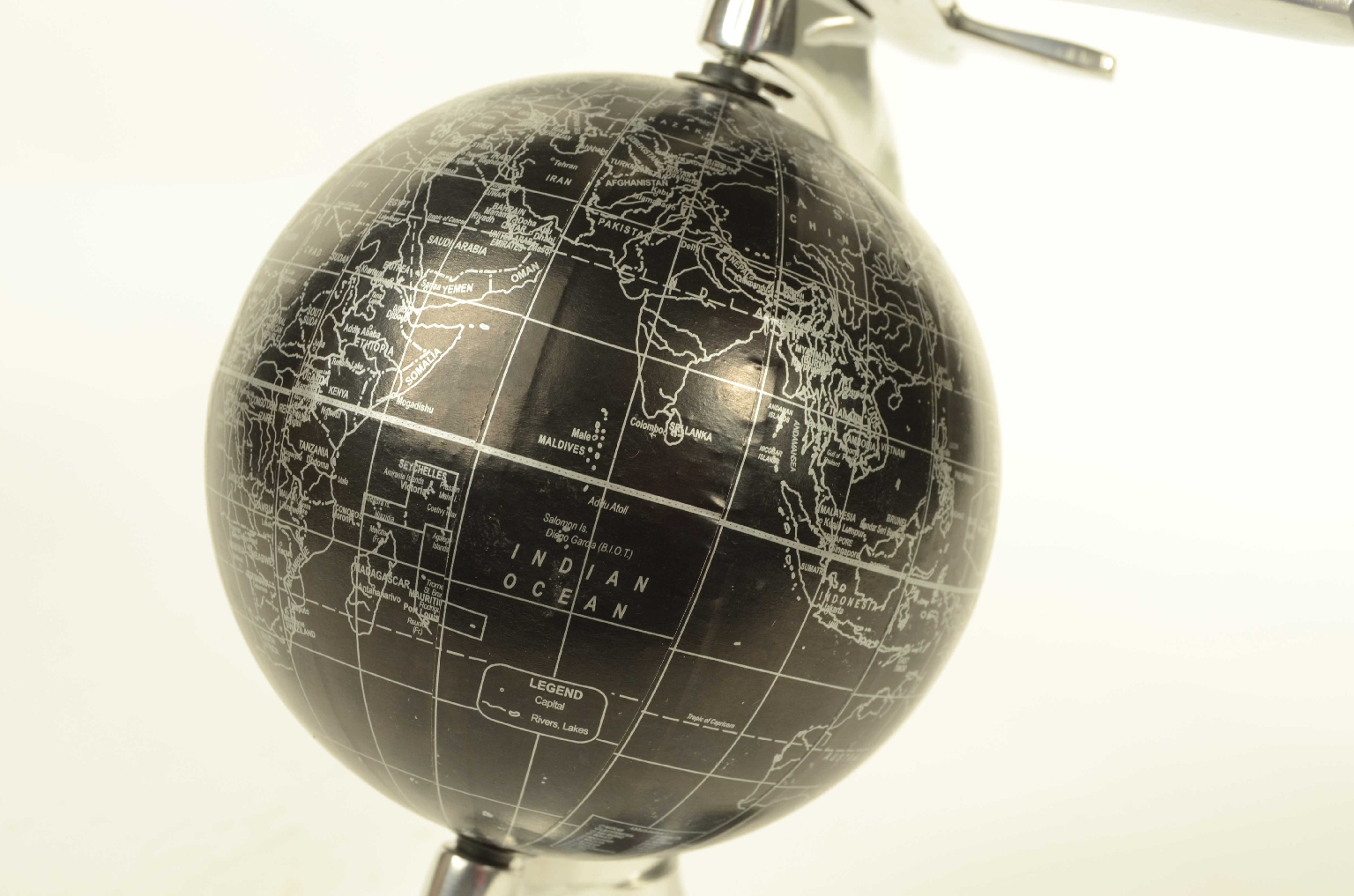 Antique globes-world maps/8353-Terrestrial Globe