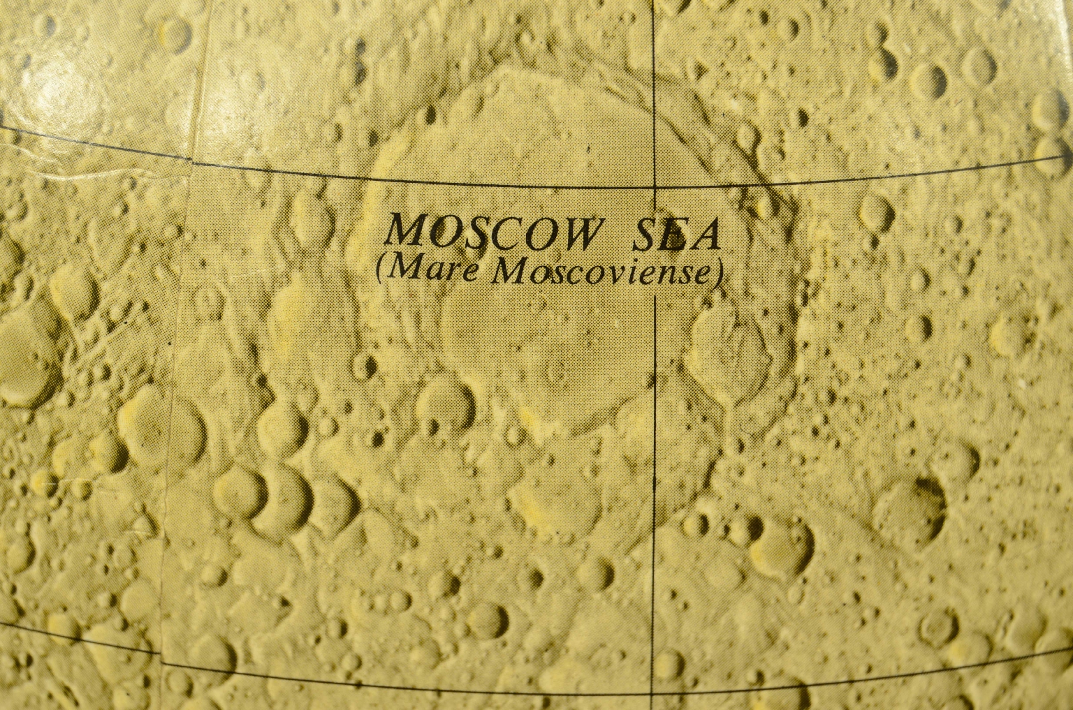 Antique globes-world maps/8354-Lunar Globe