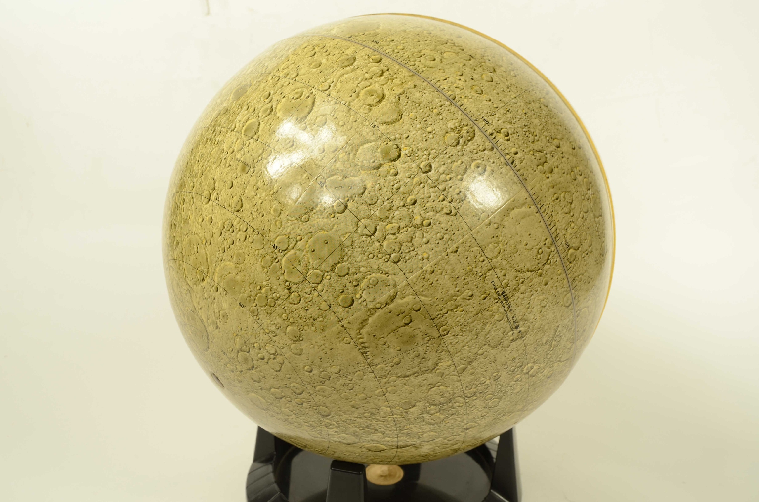 Antique globes-world maps/8354-Lunar Globe