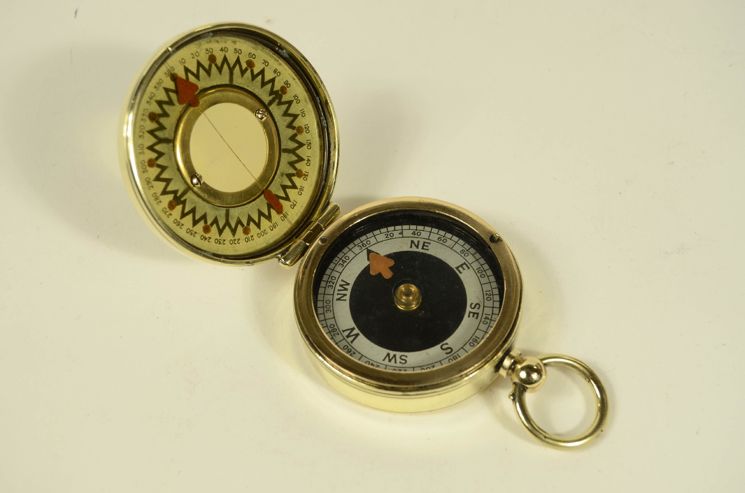 Antique compasses/8359-Brass Compass