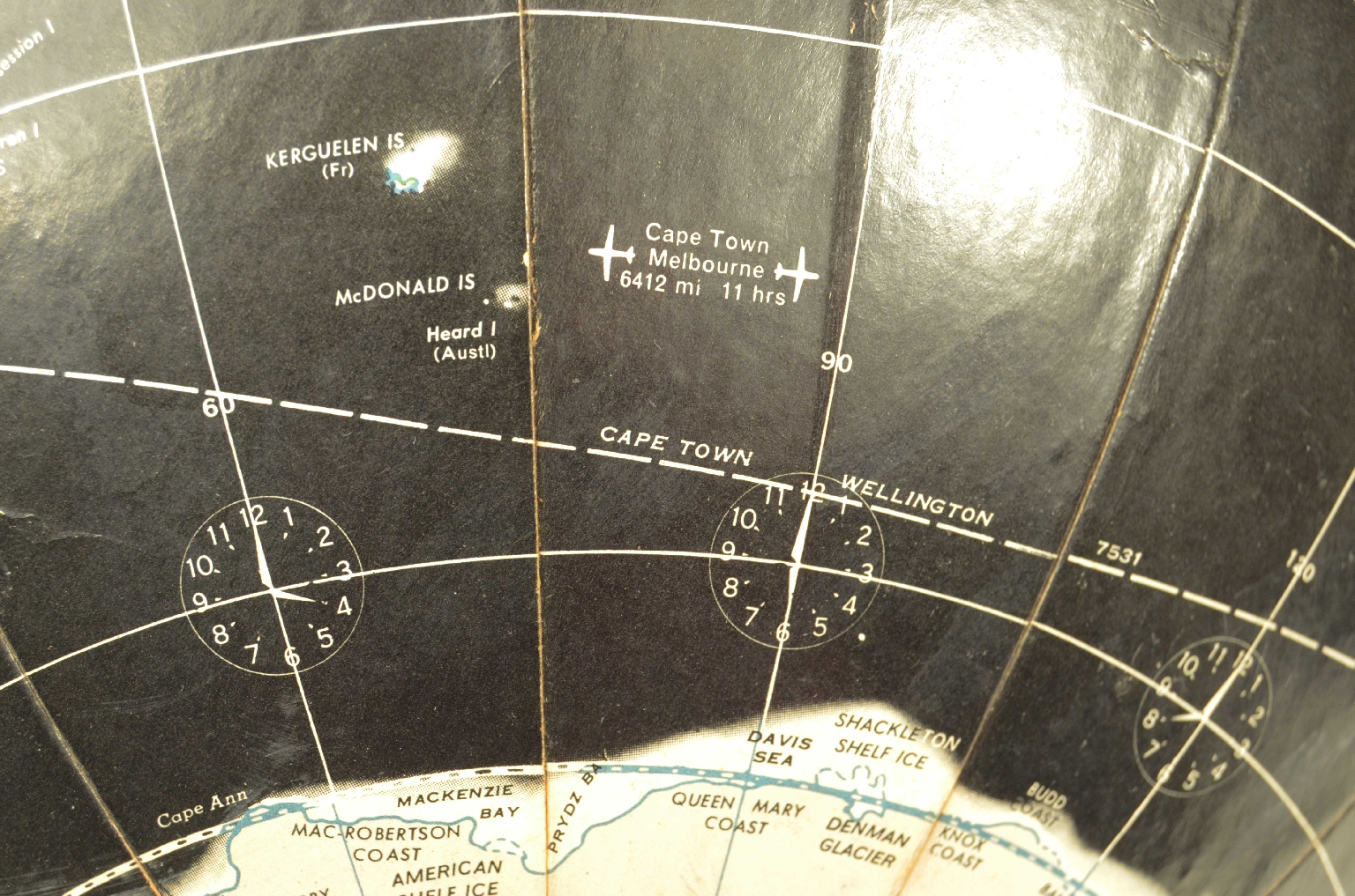 Antique globes-world maps/8360-Terrestrial Globe