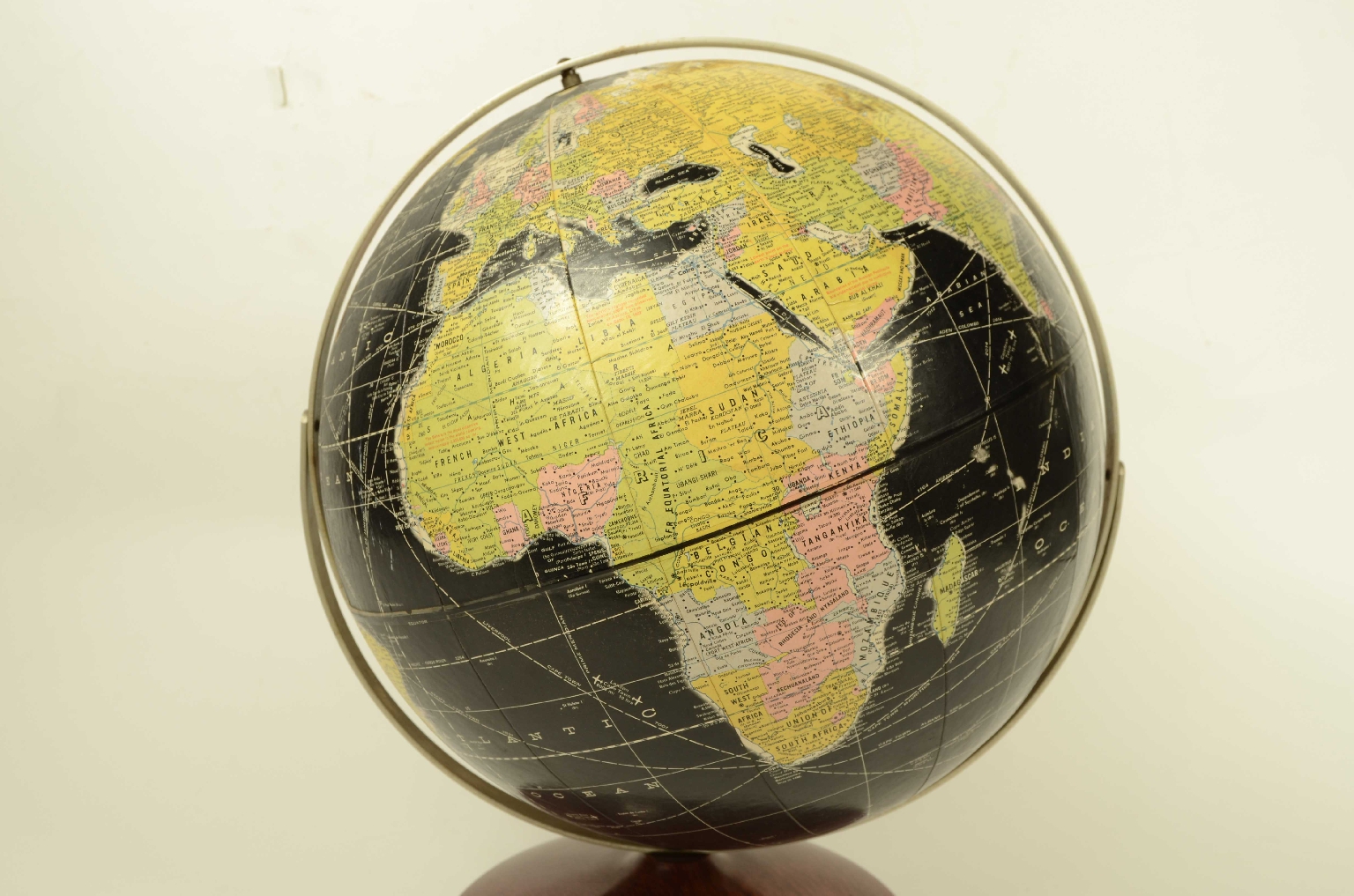 Antique globes-world maps/8360-Terrestrial Globe