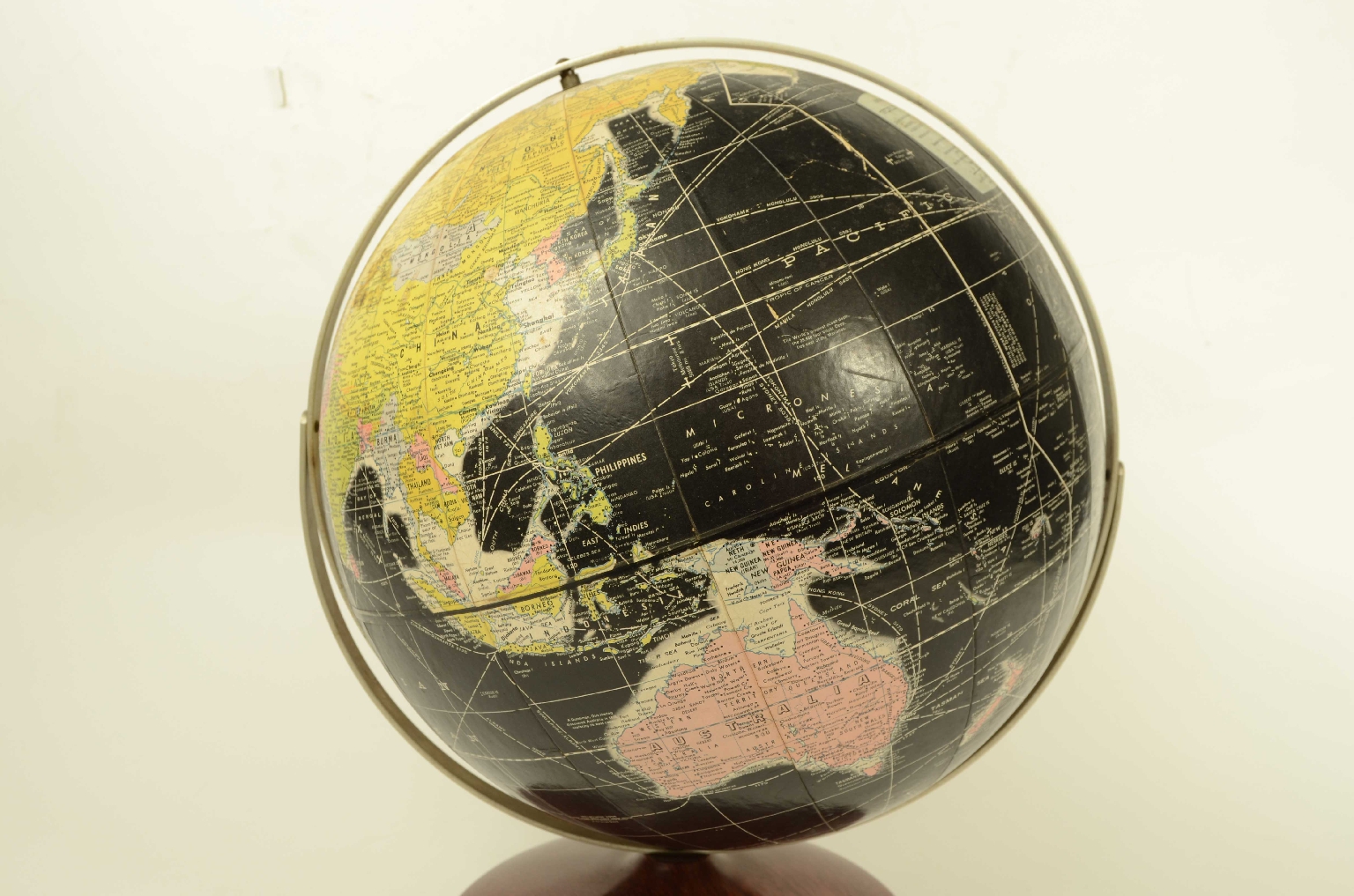 Antique globes-world maps/8360-Terrestrial Globe
