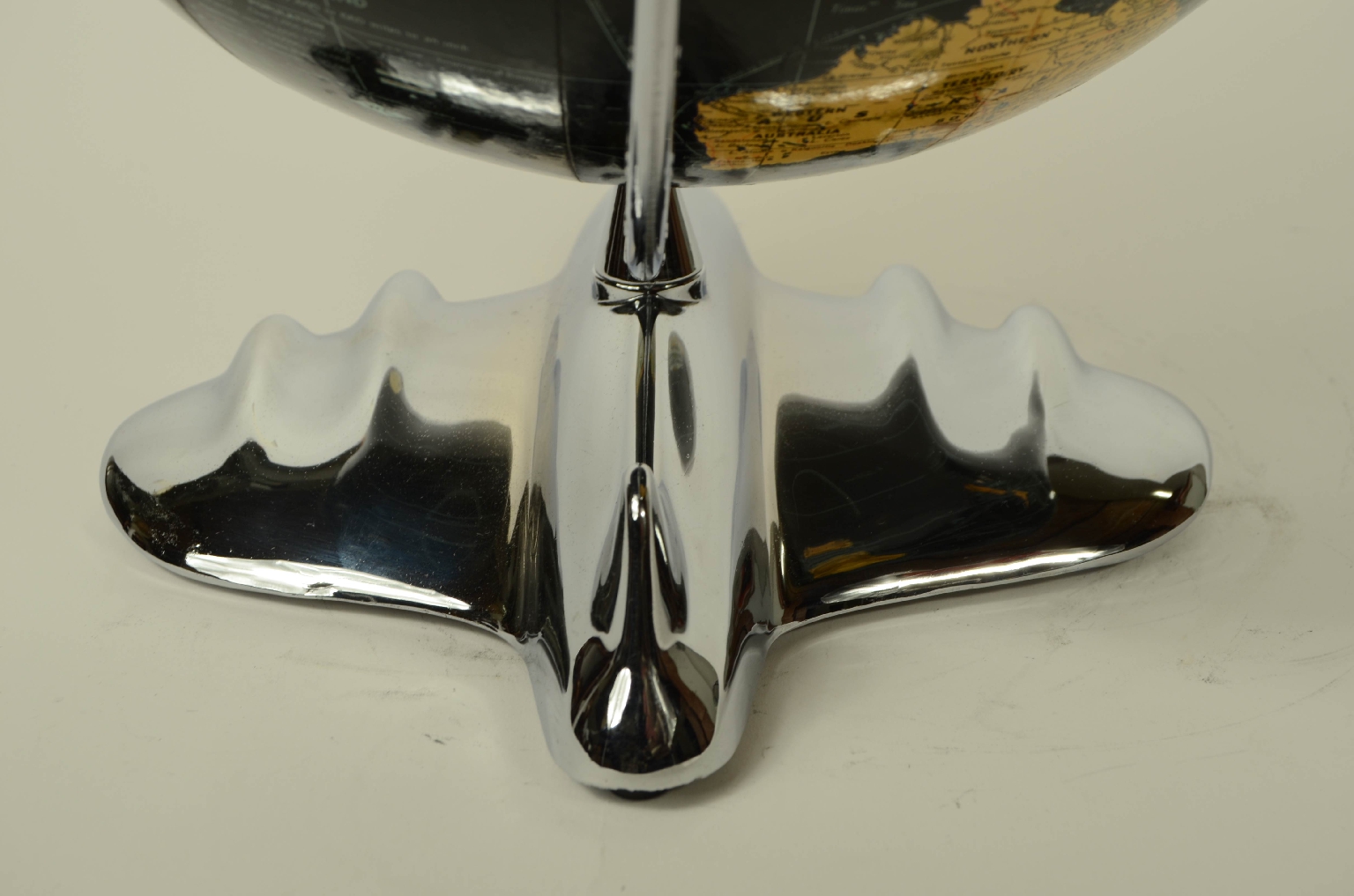 Globi-mappamondi antichi/8361-Globo Terrestre