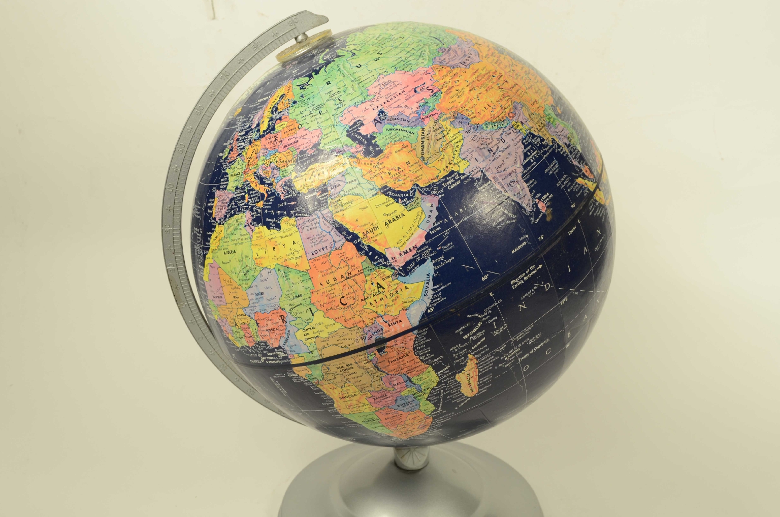 Antique globes-world maps/8362-Terrestrial Globe