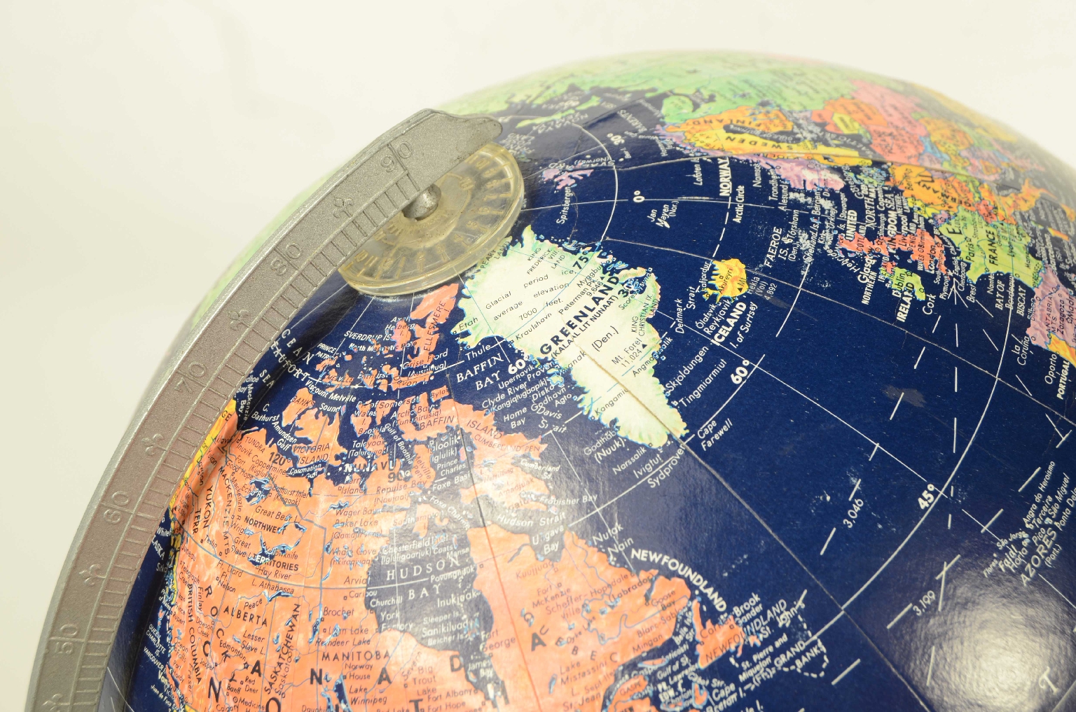 Antique globes-world maps/8362-Terrestrial Globe