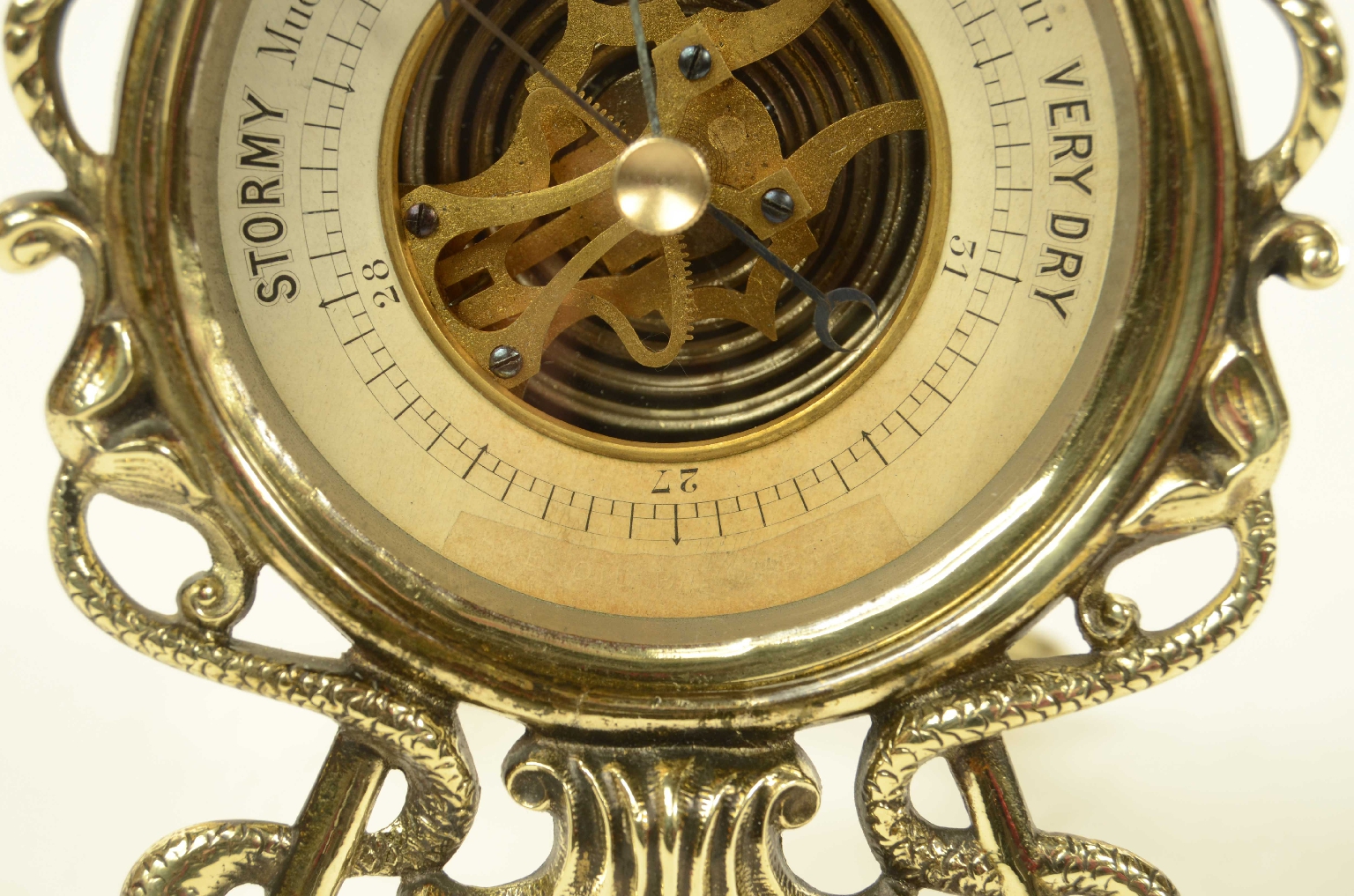 Antique barometers/8364-Aneroid Barometer