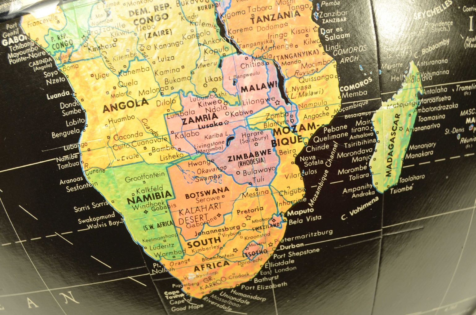 Antique globes-world maps/8366-Terrestrial Globe