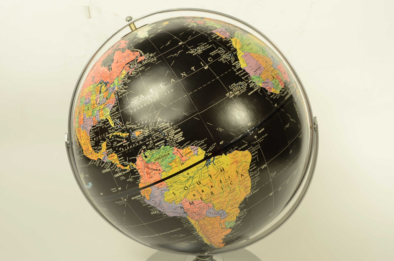 Antique globes-world maps/8366-Terrestrial Globe