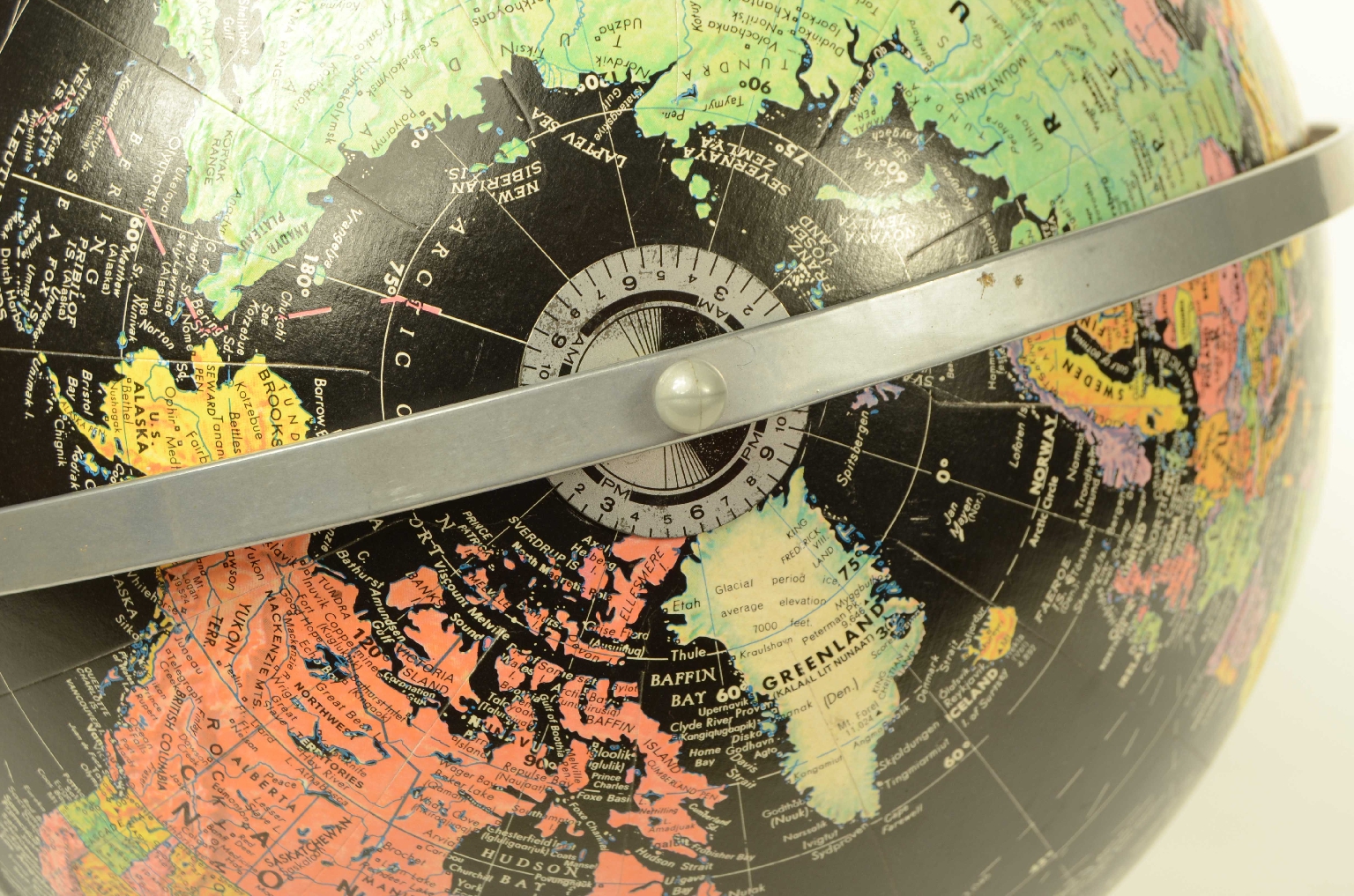 Antique globes-world maps/8366-Terrestrial Globe