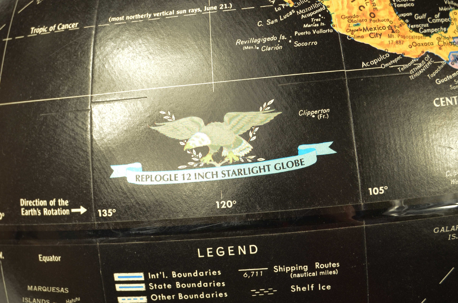 Antique globes-world maps/8366-Terrestrial Globe